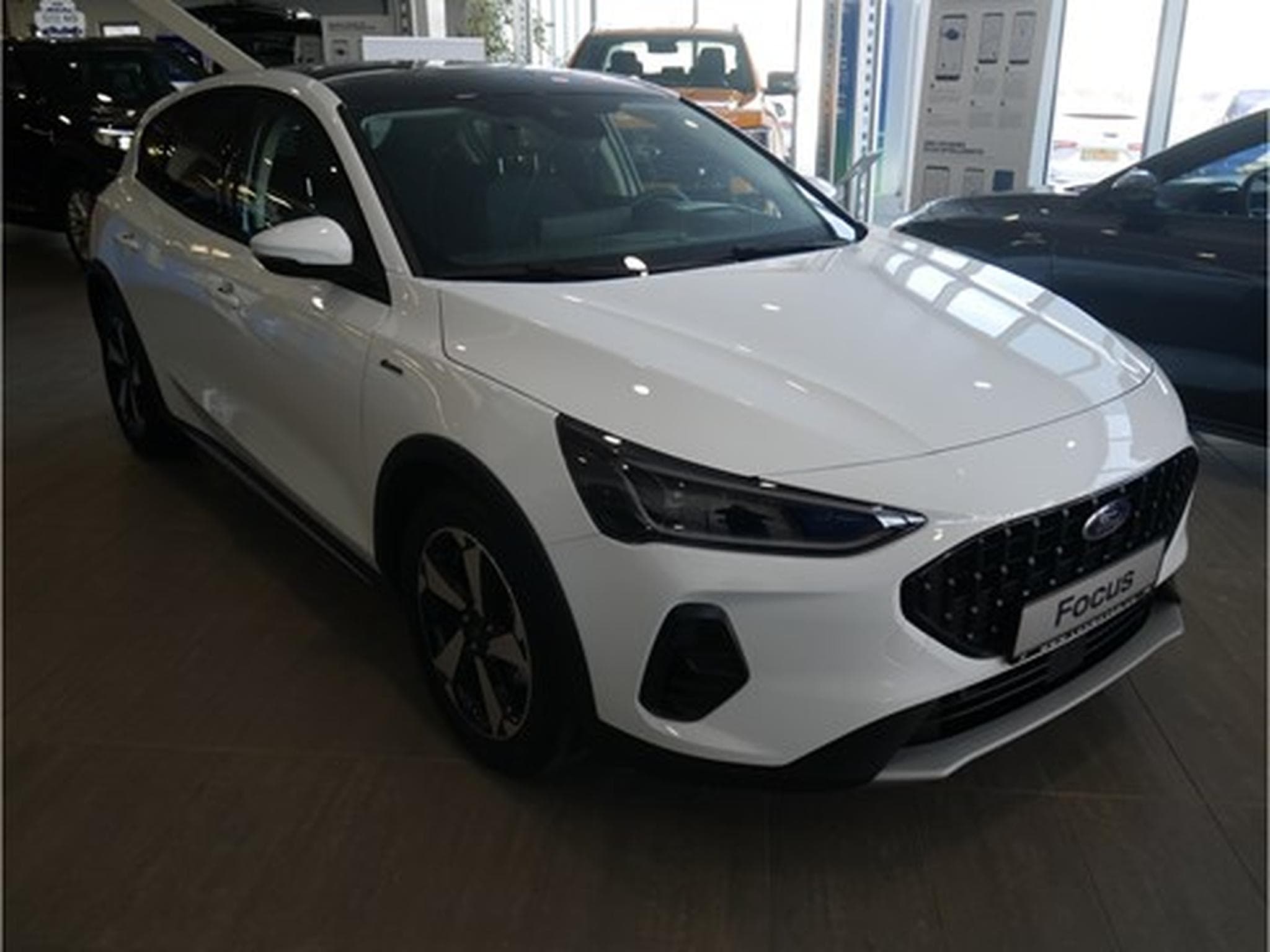 Ford Focus Active X 1.0i EcoBoost 125ch mHEV M6 - 5p GAR 05/2029 (2024) - Photo 2