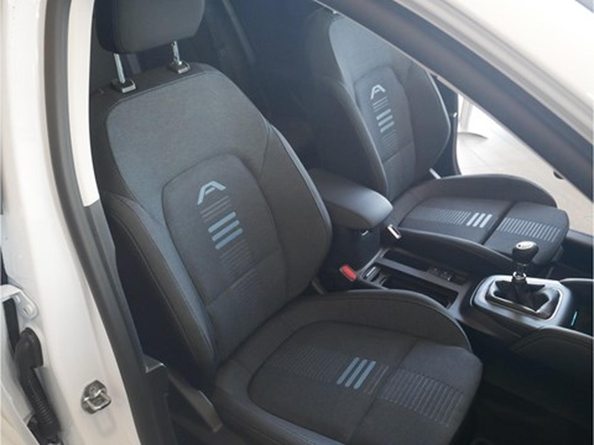 Ford Focus Active X 1.0i EcoBoost 125ch mHEV M6 - 5p GAR 05/2029 (2024) - Photo 4