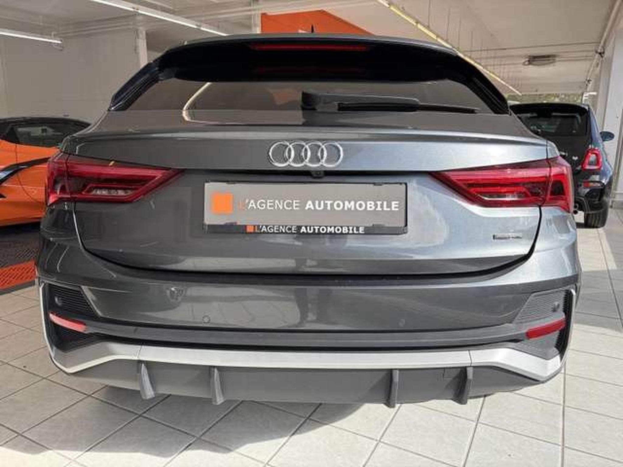 Audi Q3 SportBack S-LINE TDI 200CV QUATTRO (2023) - Foto 6