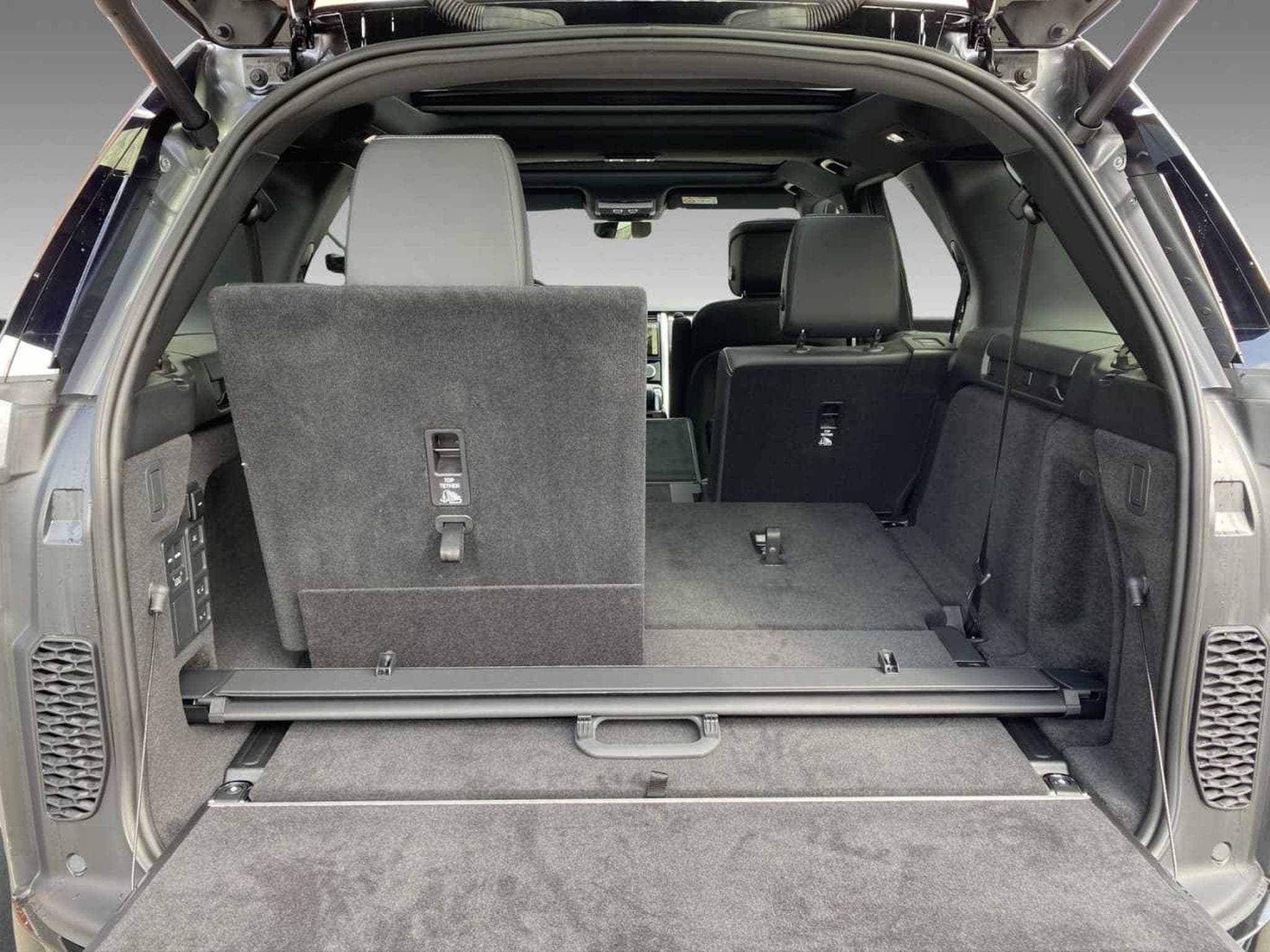 Land-Rover Discovery D300 Dynamic HSE +SIEBEN SITZE +AHK PAKET (2025) - Foto 13