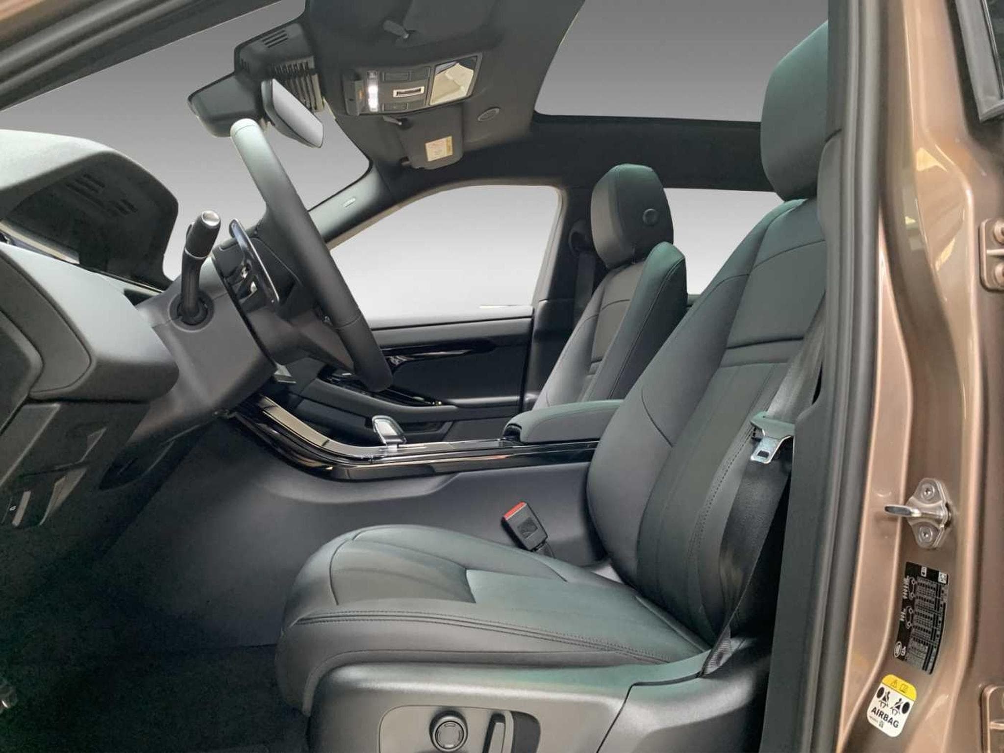 Land-Rover Range Rover Evoque P160 Dynamic SE +PANORAMADACH +WINTERPAKET +20 ZOLL RÄDER BL (2025) - Foto 7