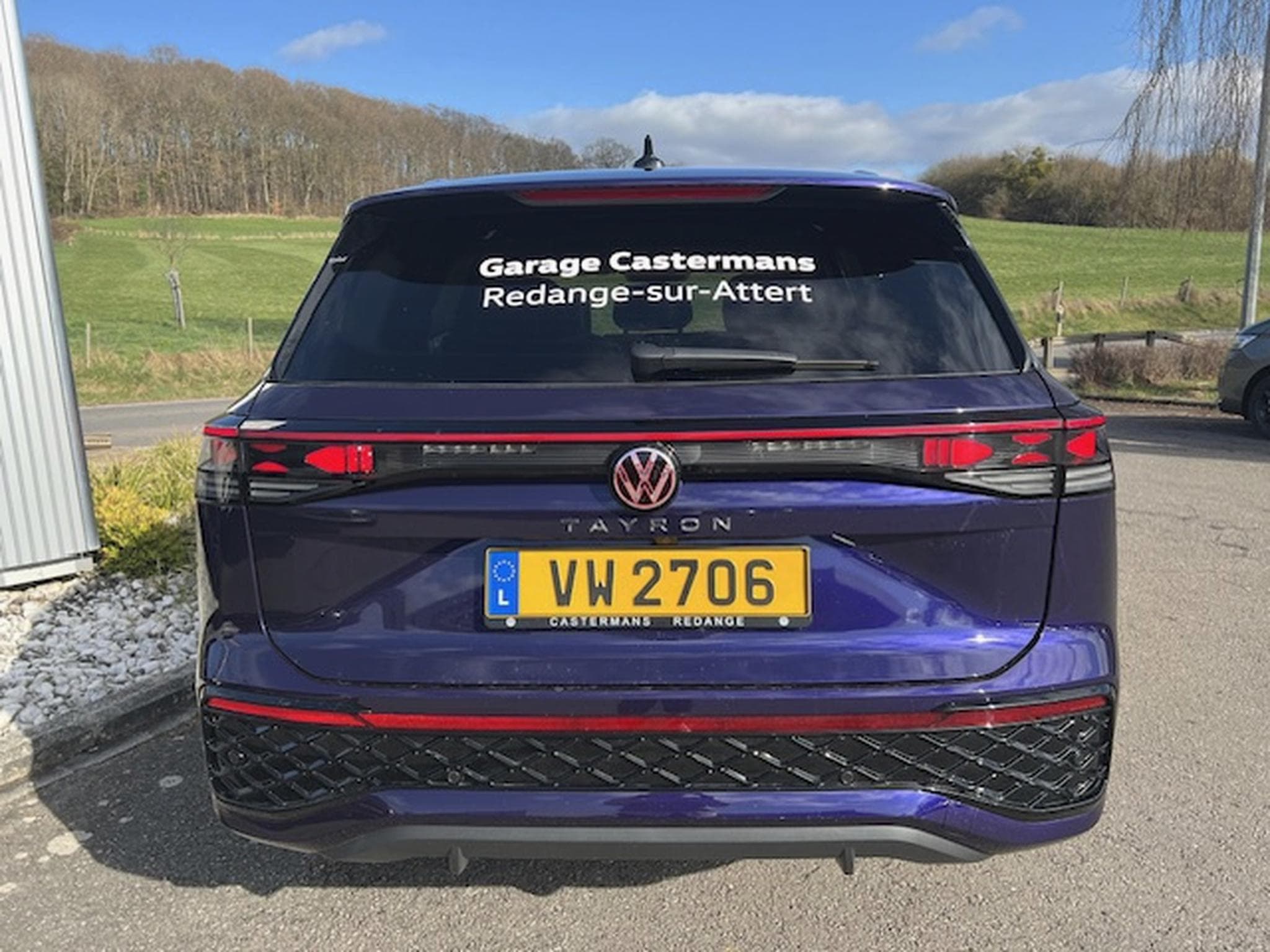 VW Tayron R-Line 142 kW 2.0 TDI DSG (2025) - Photo 6