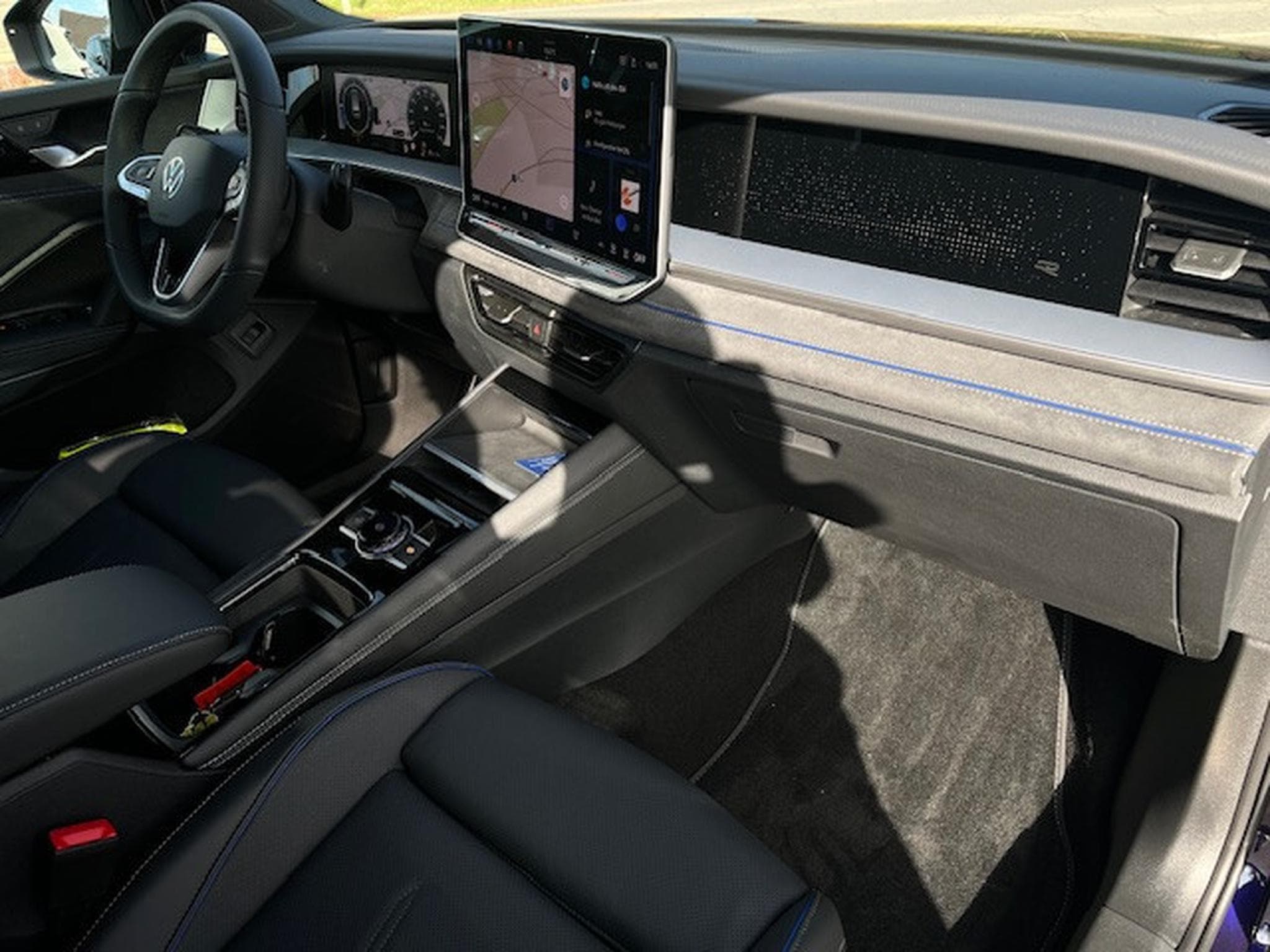 VW Tayron R-Line 142 kW 2.0 TDI DSG (2025) - Photo 9