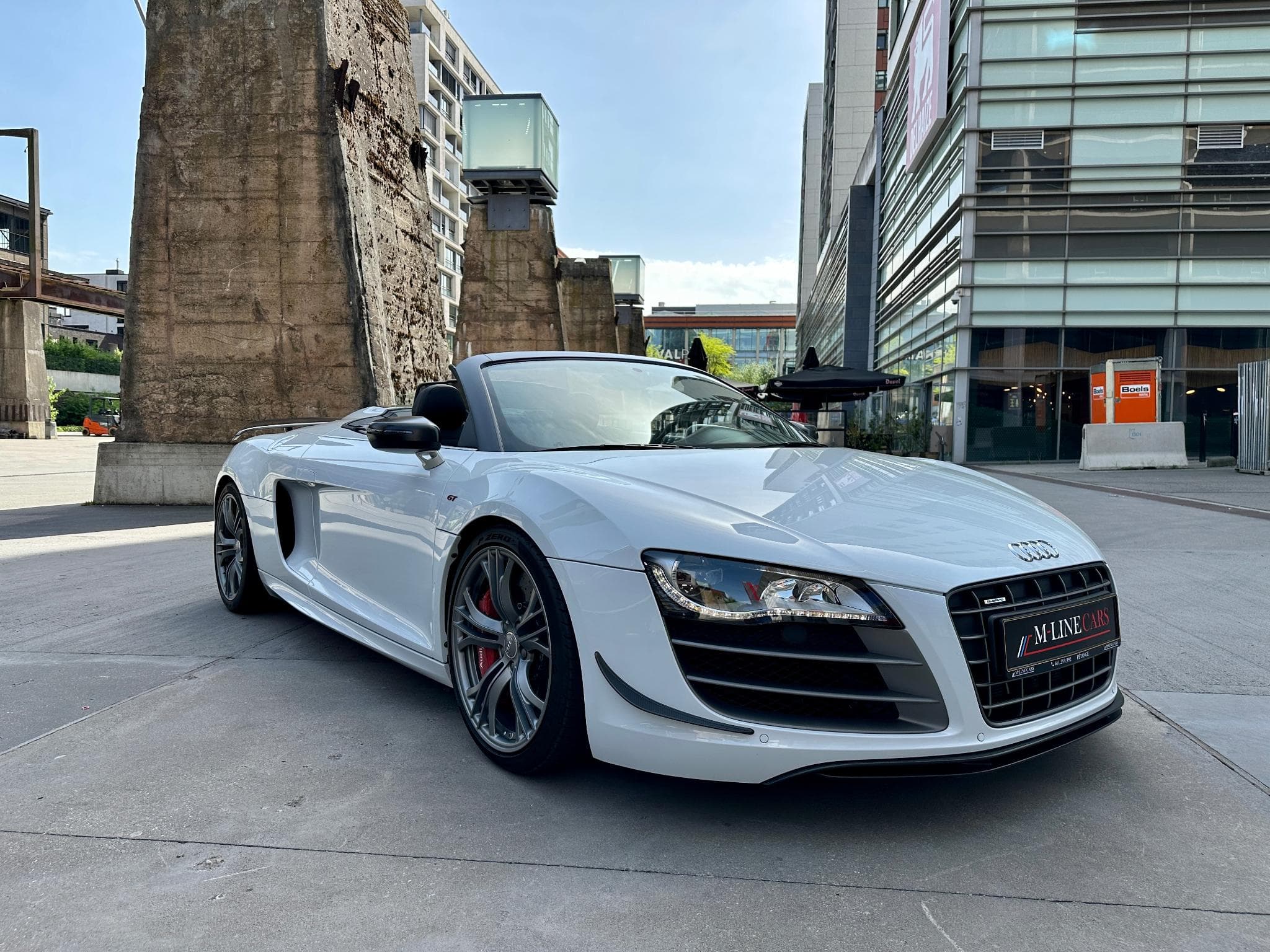 Audi R8 GT Spyder 5.2 V10 560ch 227/333 (2013) - Photo 4