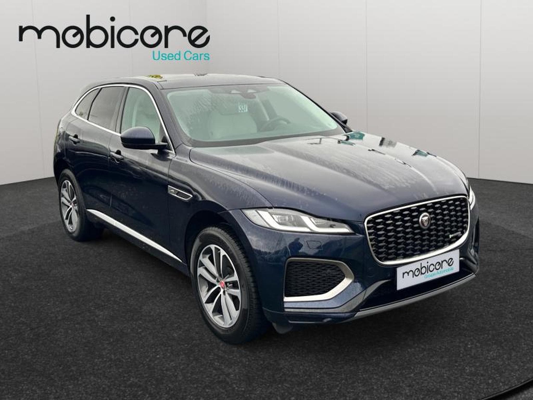 Jaguar F-Pace P400e AWD / Hybride (2022) - Foto 28
