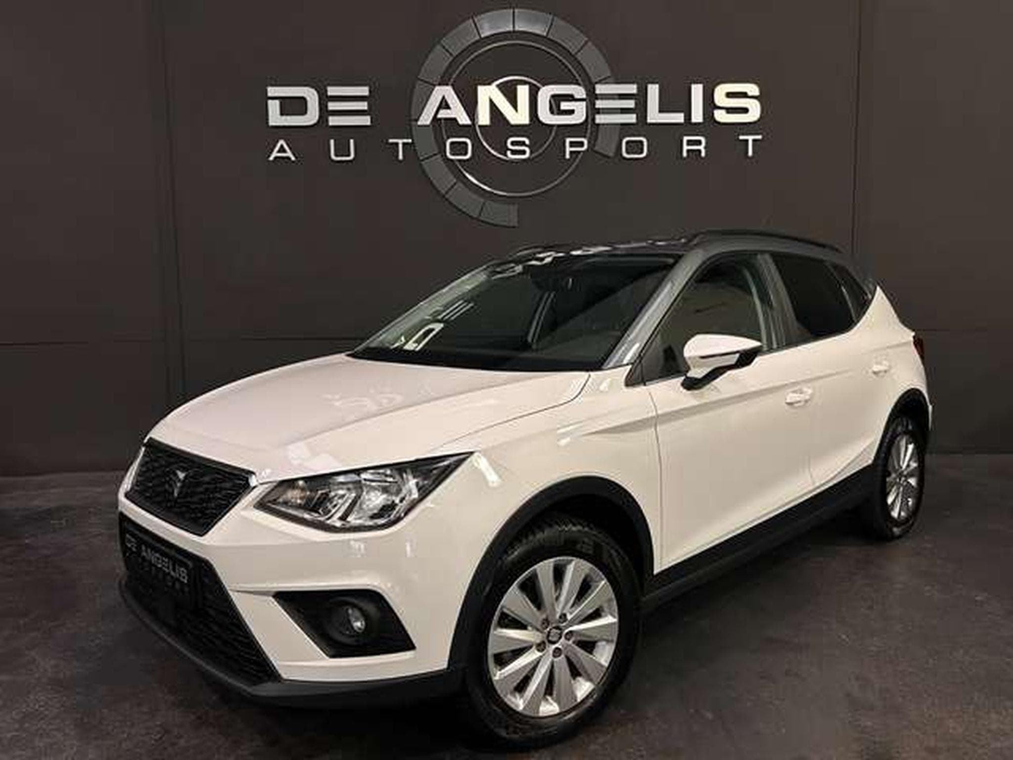 SEAT Arona Style (2018) - Photo 1