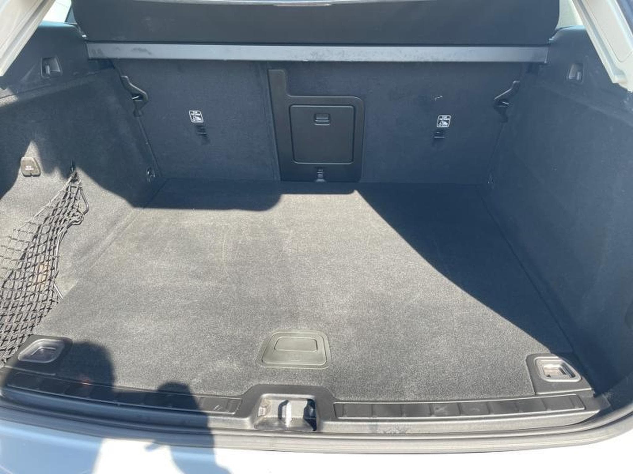 Volvo XC60 B4 Core / Diesel (2023) - Foto 19