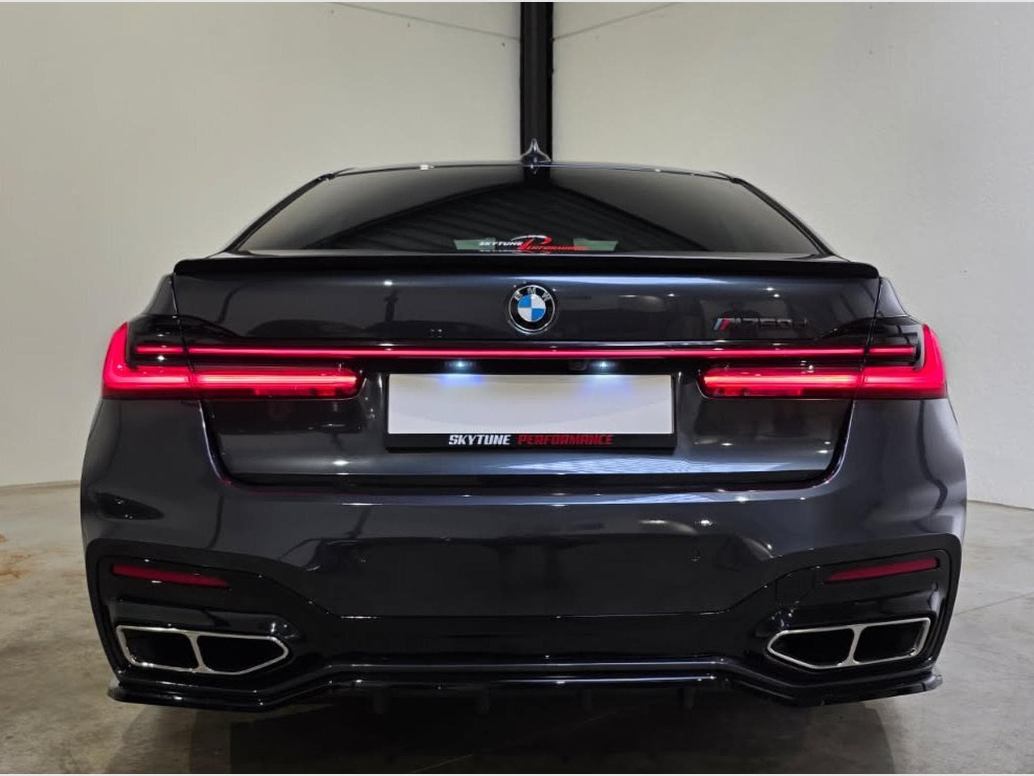 BMW 750 M750d (2017) - Foto 7