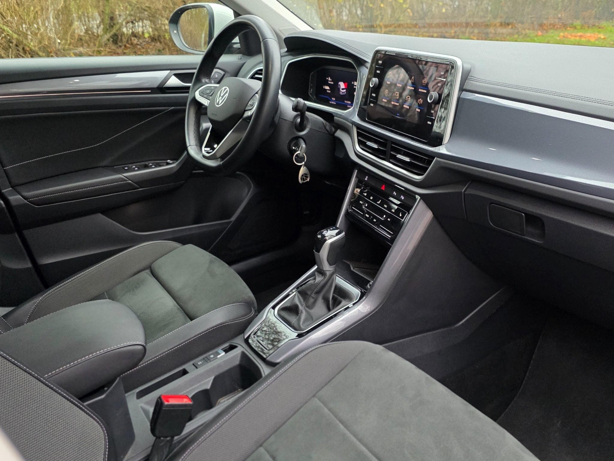 VW T-Roc Style 2.0 TDI (2023) - Photo 8