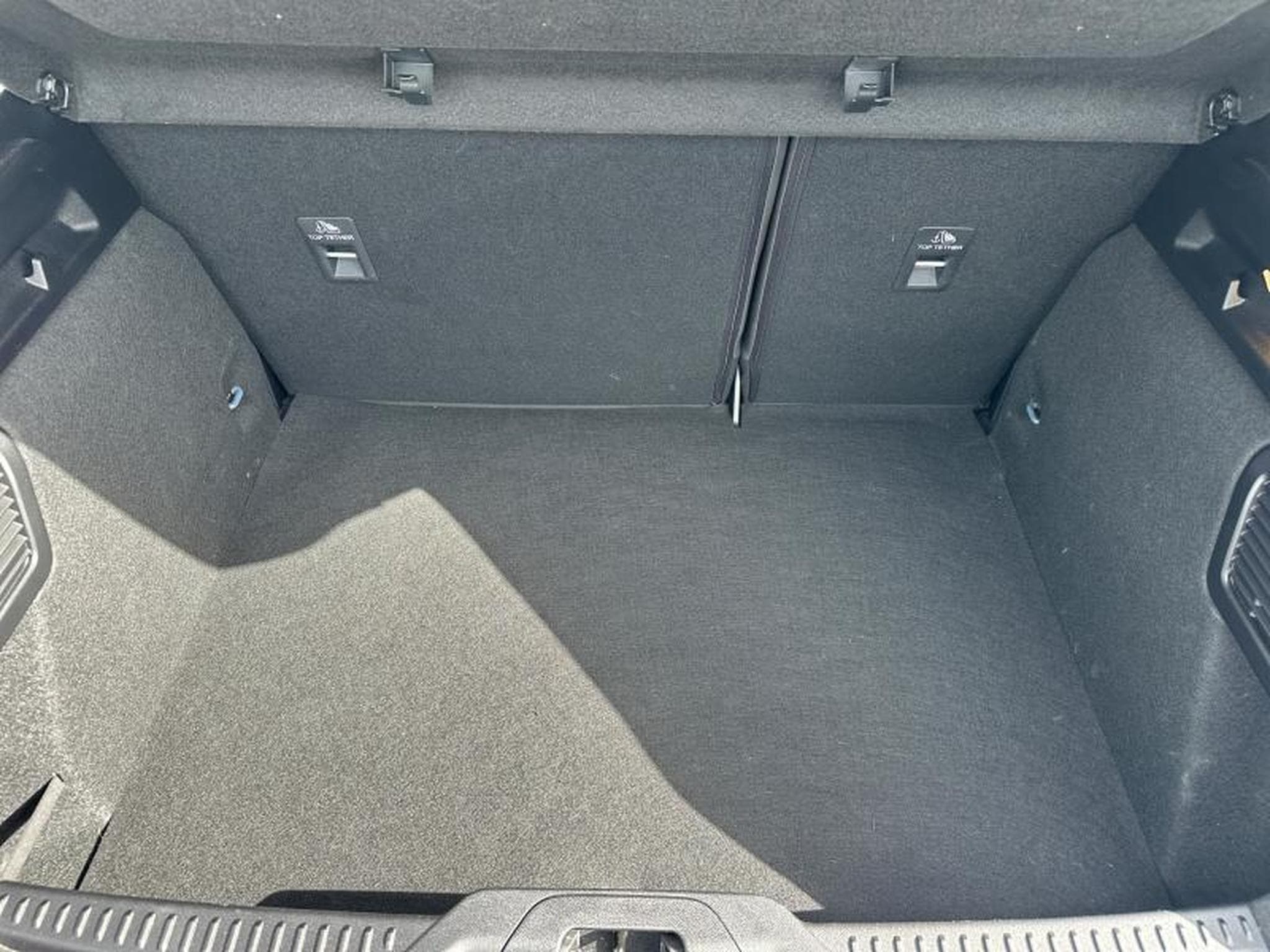 Ford Focus Titanium / Auto / Diesel (2024) - Photo 18