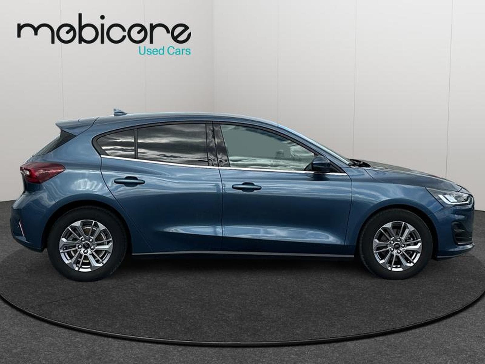 Ford Focus Titanium / Auto / Diesel (2024) - Photo 7