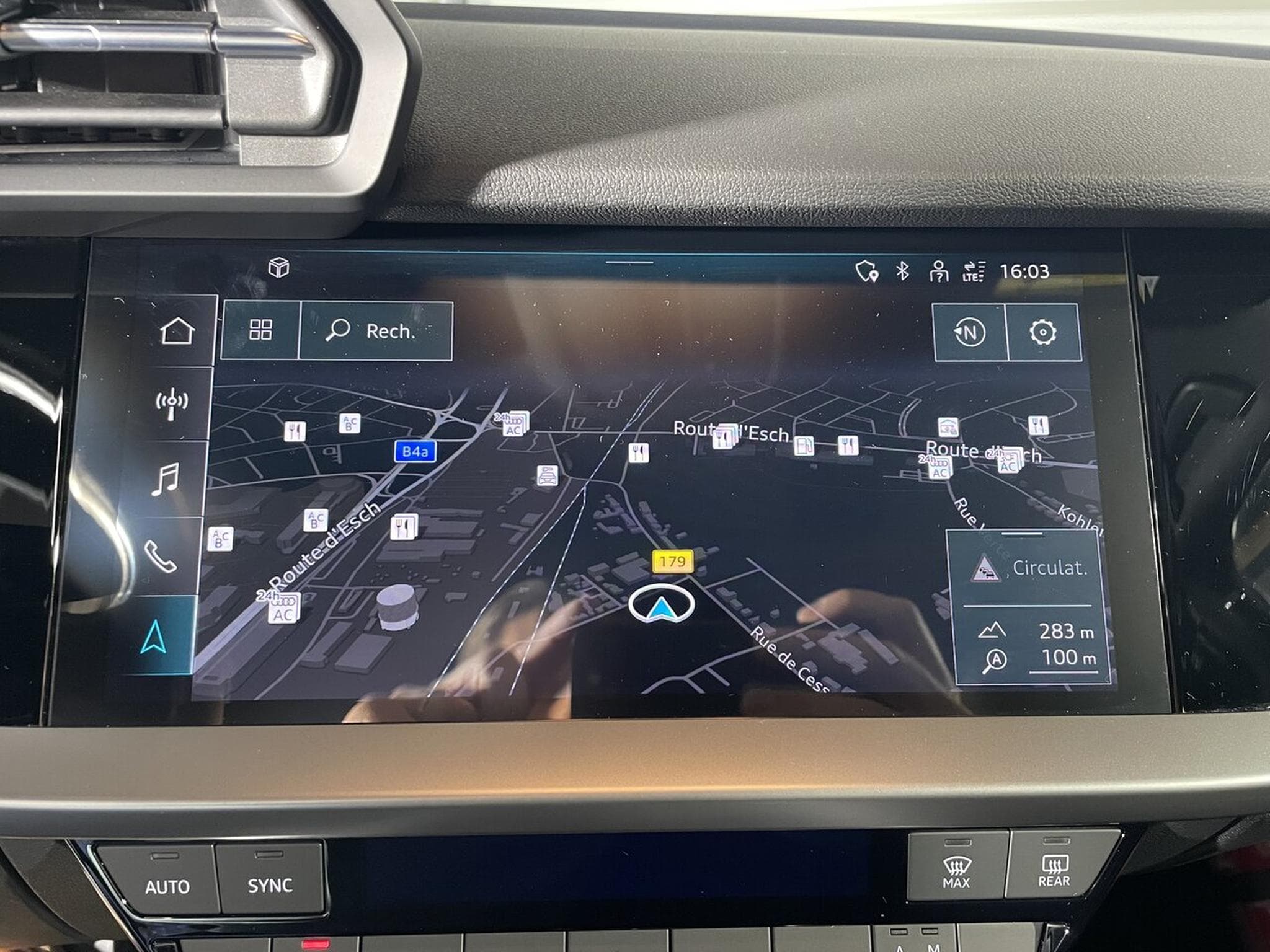 Audi A3 SPORTBACK 45 TFSI E 245 CV S LINE COMPETITION (2021) - Photo 4