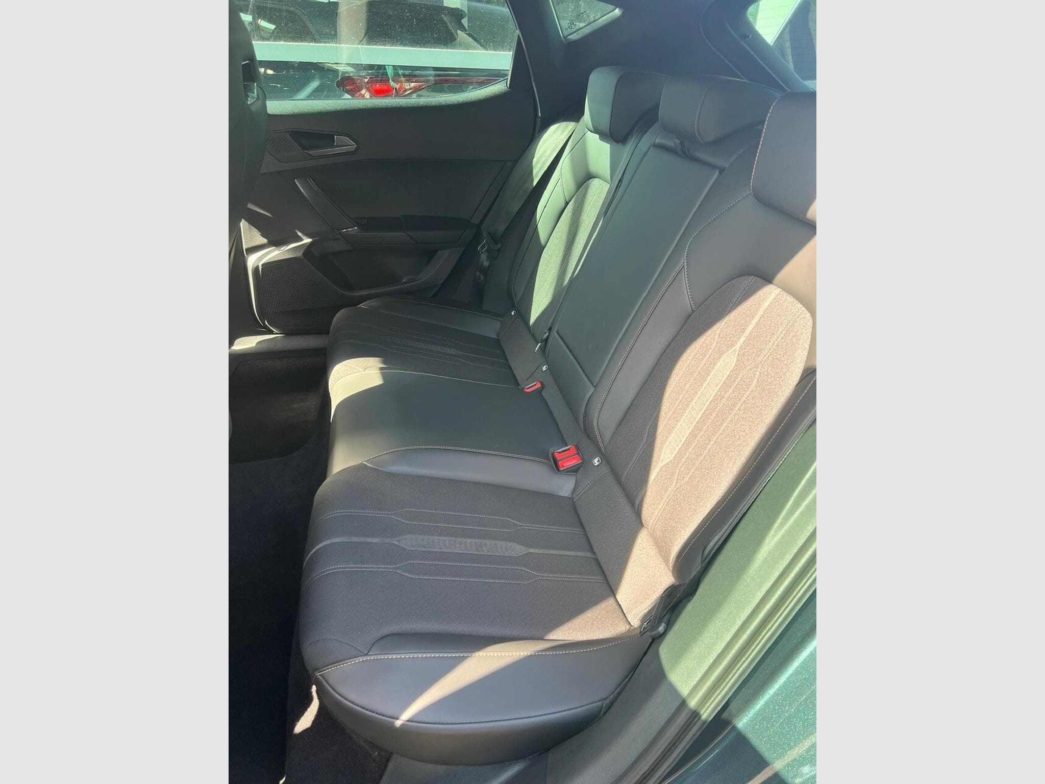 Cupra Leon 2.0 TSI 300ch DSG7 (2023) - Foto 7