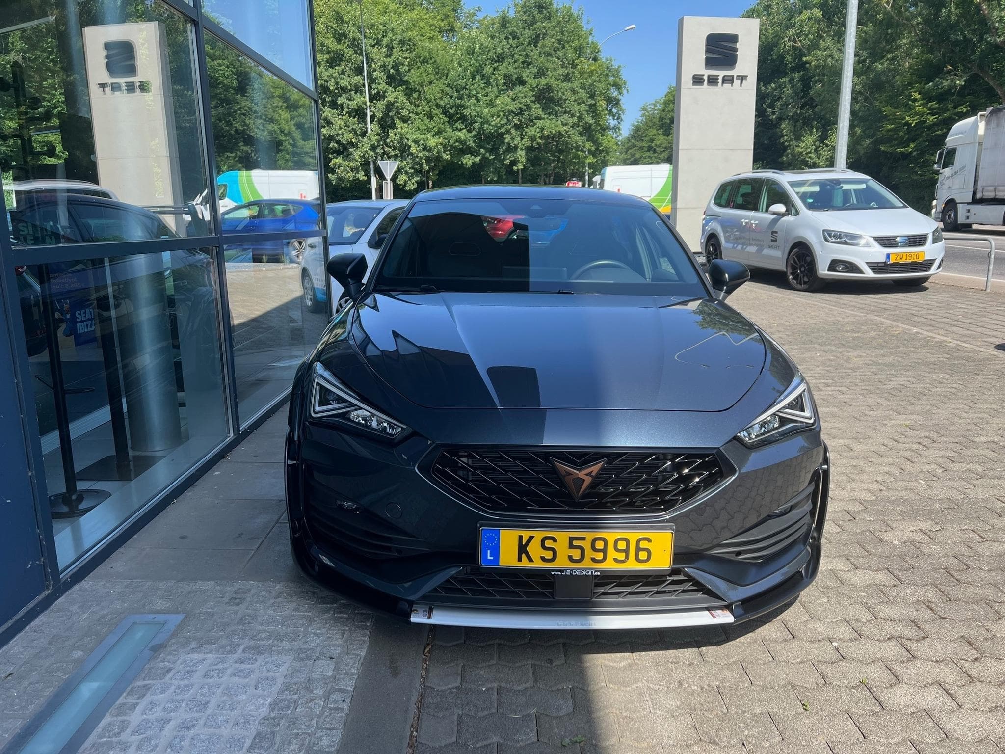 Cupra Leon 2.0 TSI 300ch DSG7 (2023) - Foto 2