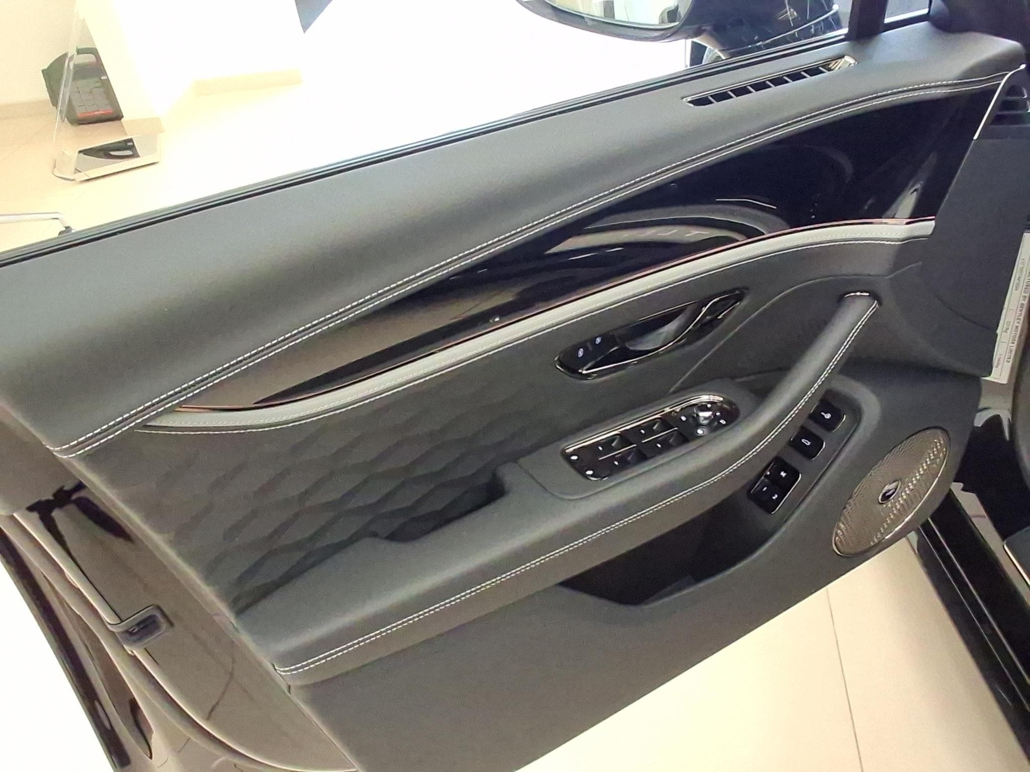 Bentley Flying Spur Speed First Edition (2026) - Foto 10