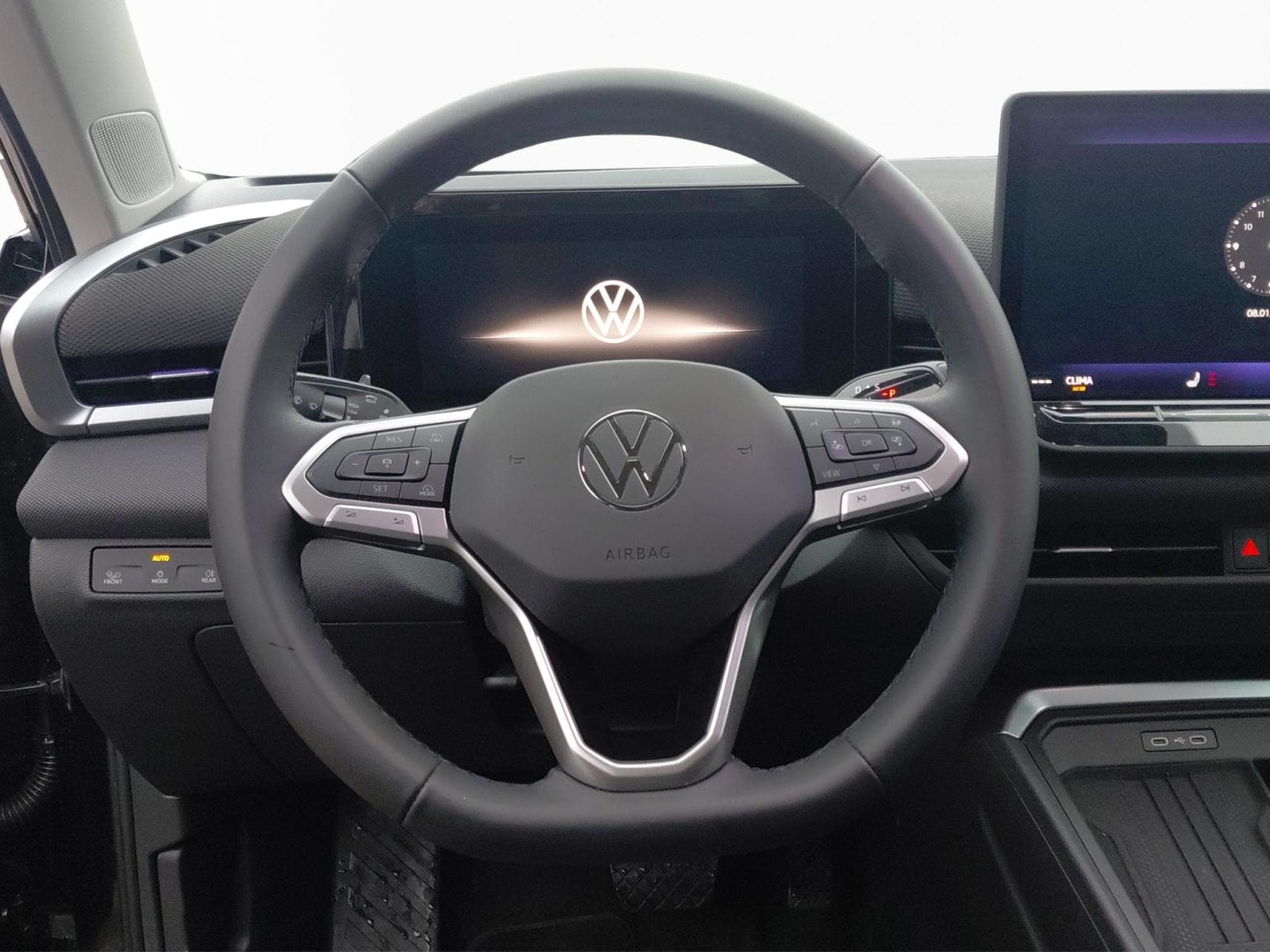 VW T-Roc Life (2025) - Photo 24
