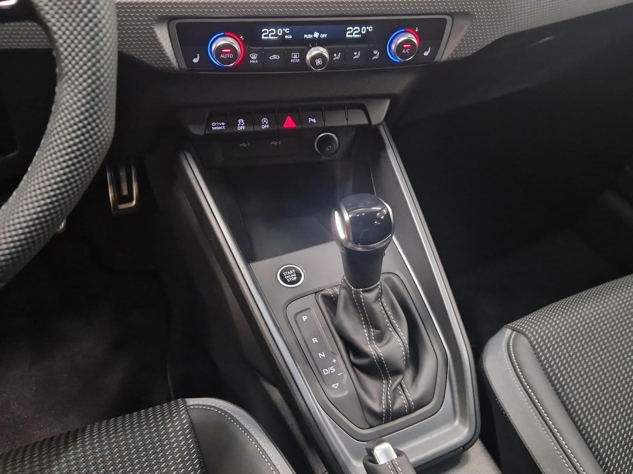 Audi A1 Allstreet (2025) - Photo 11