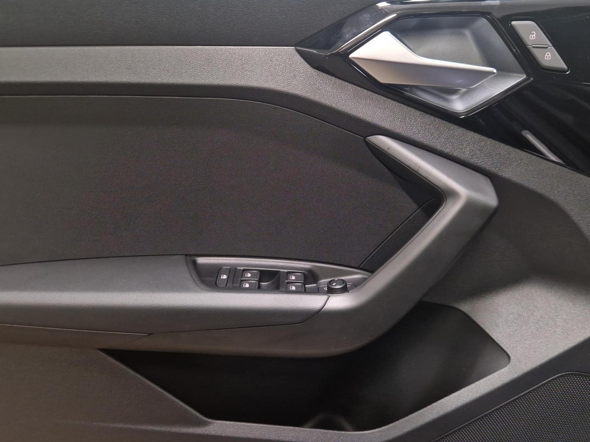 Audi A1 Allstreet (2025) - Photo 13