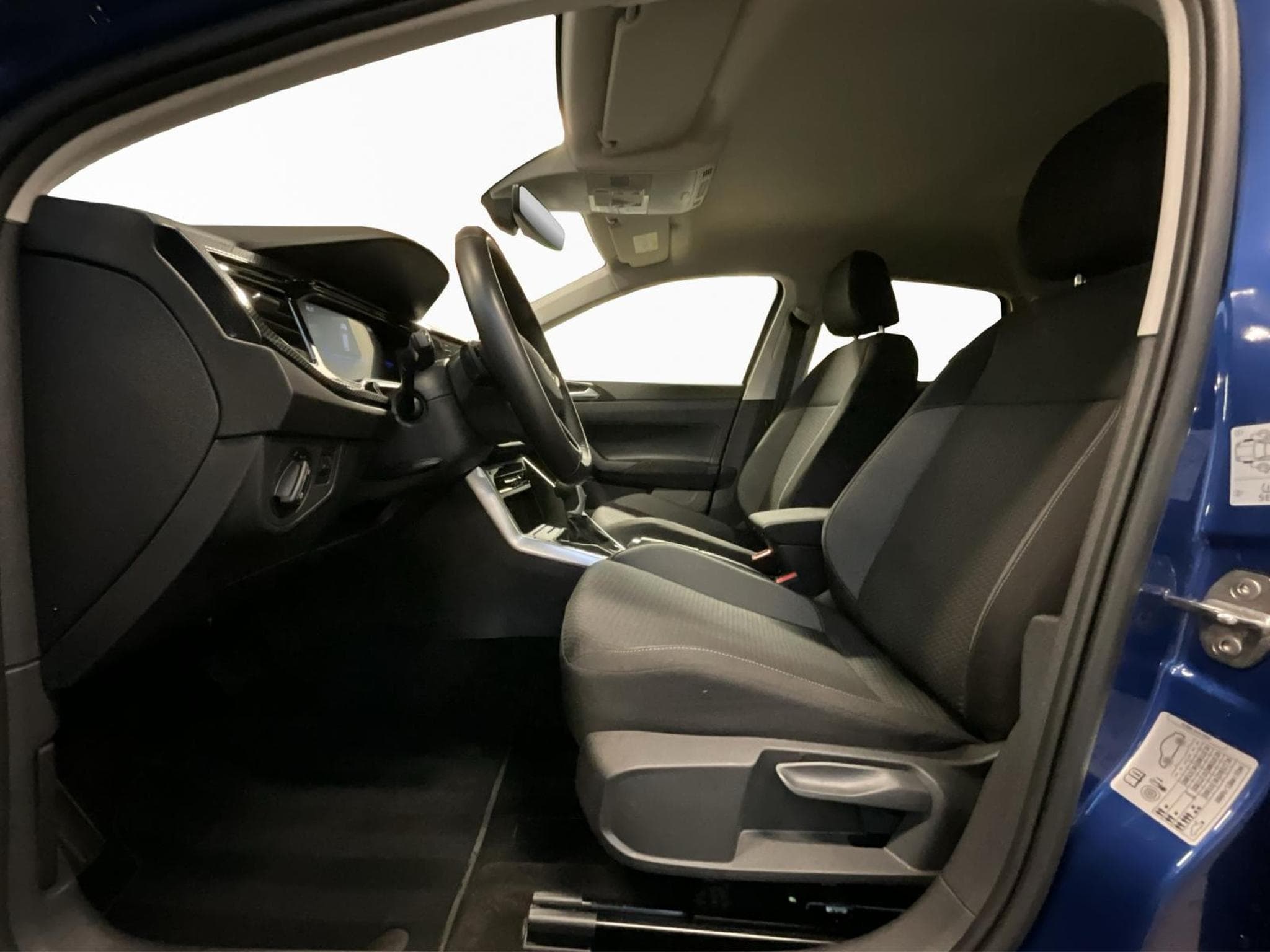 VW Polo Life+DSG+IQ-Drive+LED (2025) - Photo 9