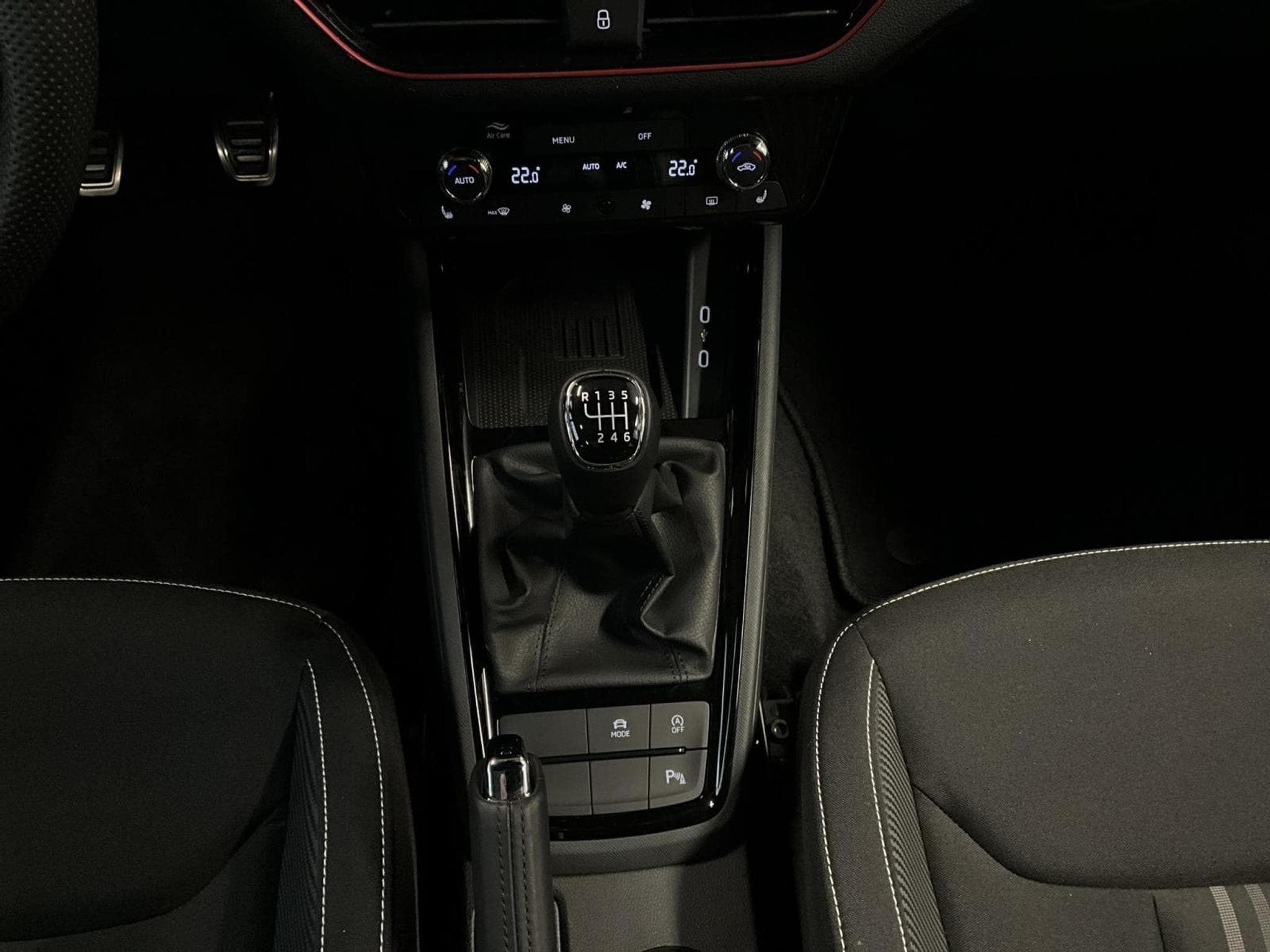 Skoda Scala Monte-Carlo+LED+NAVI (2025) - Photo 12