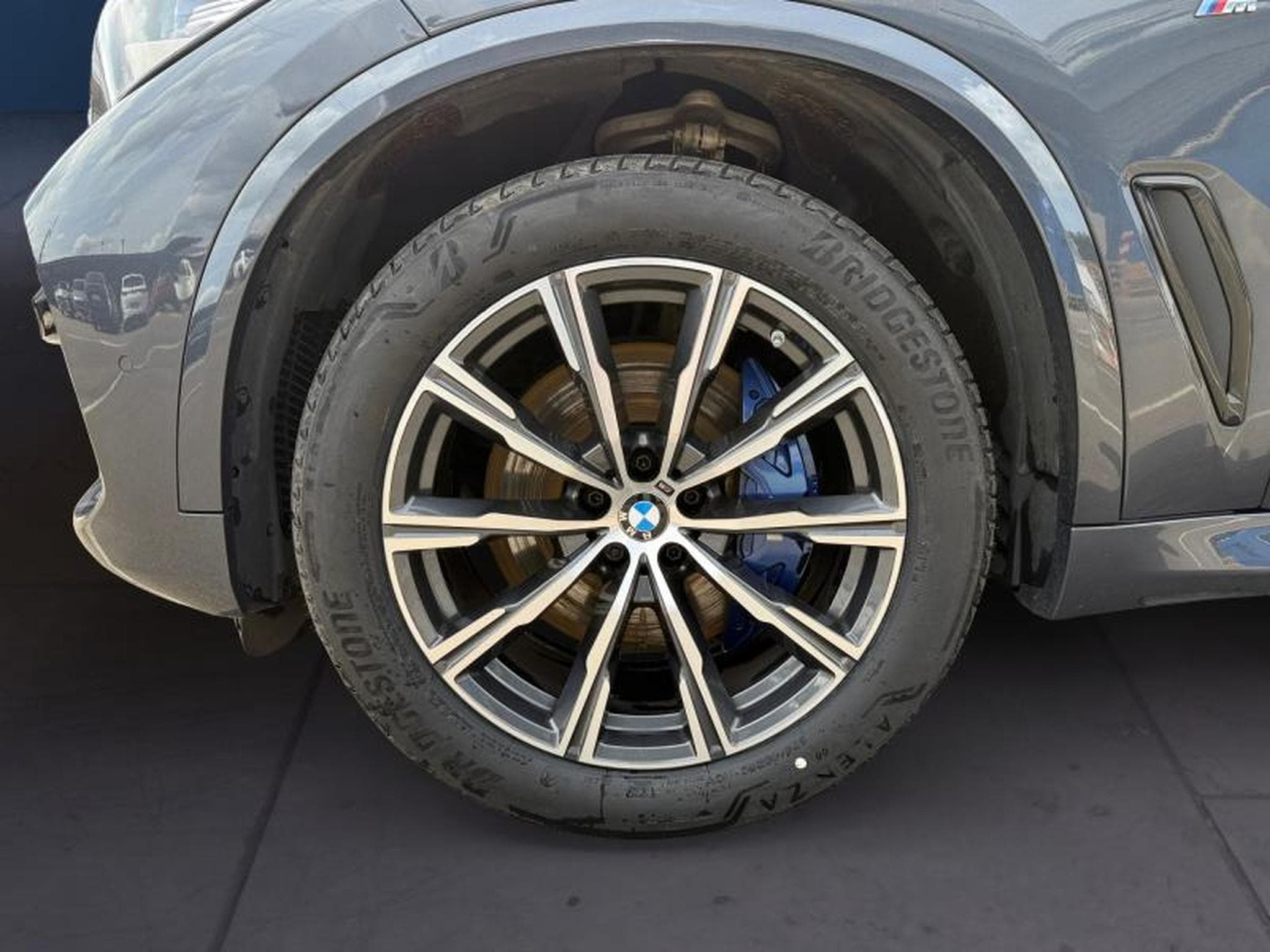 BMW X5 X5 xDrive40i Kit M Sport (2022) - Photo 10