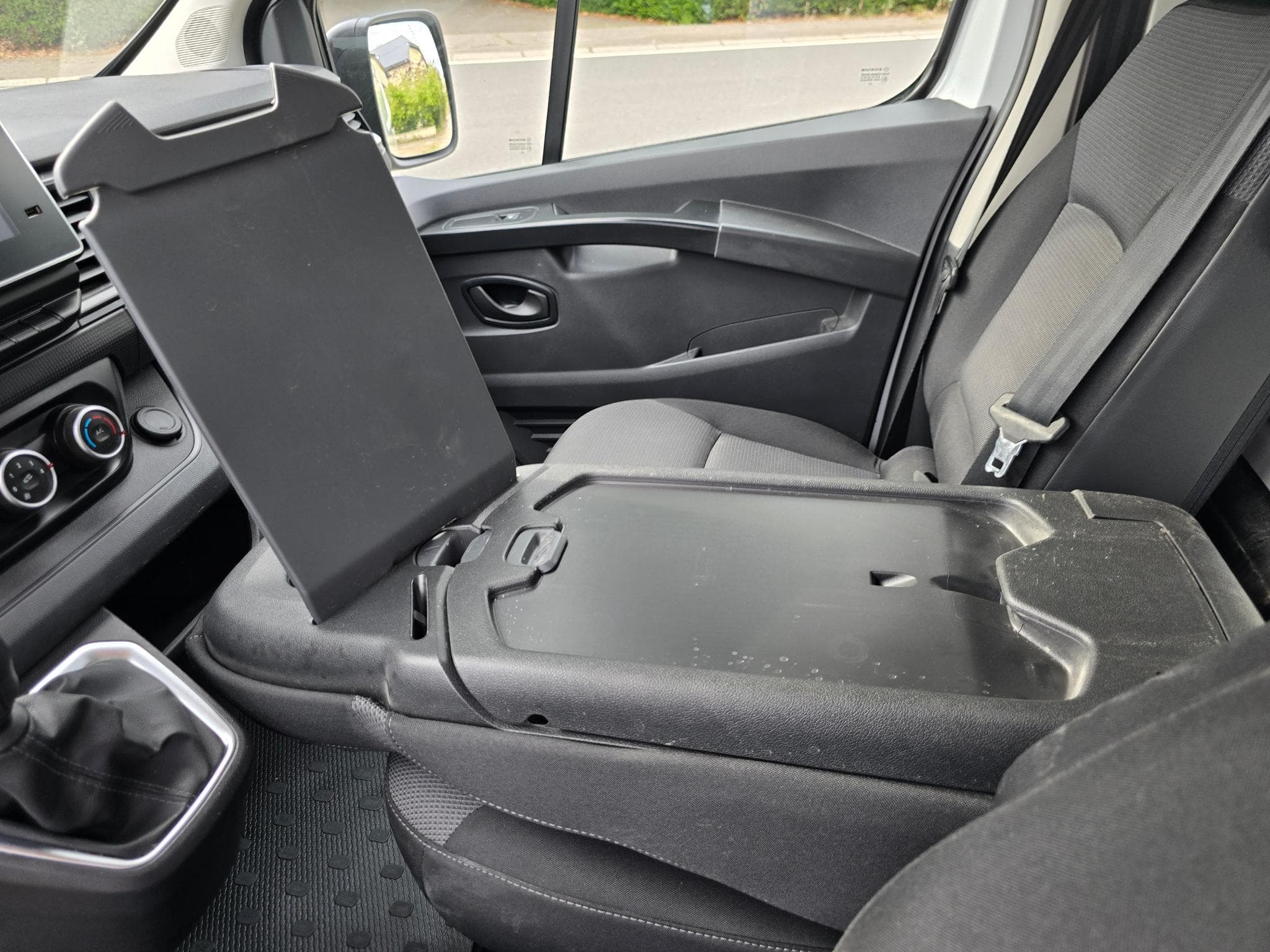 Renault Trafic gd confort New mod 130 cv L2 H1 15990 euro HTVA (2022) - Photo 11