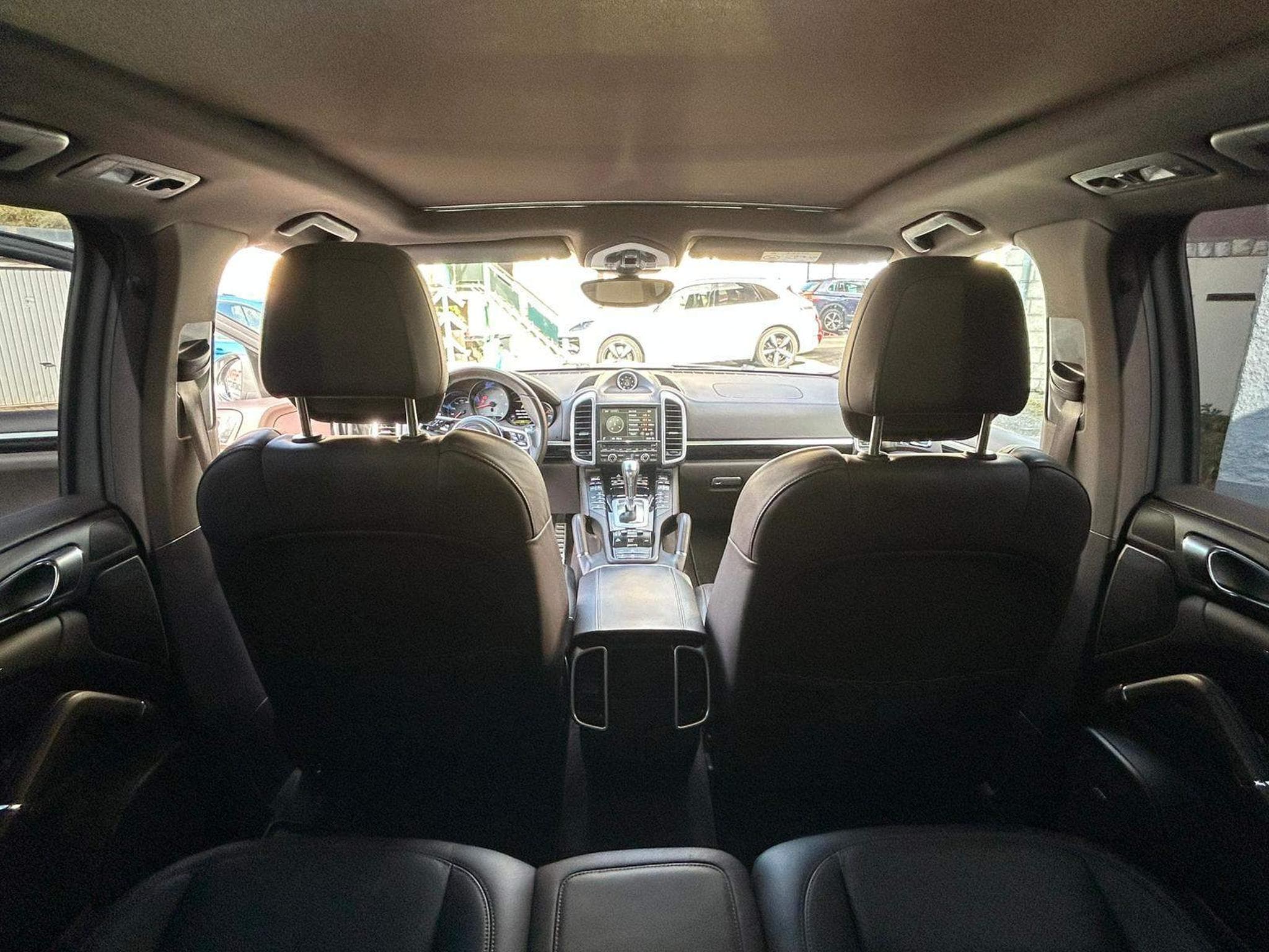 Porsche Cayenne 4.2 TDI 385CV PACK GTS 21' PANORAMA LUFT (2016) - Foto 10