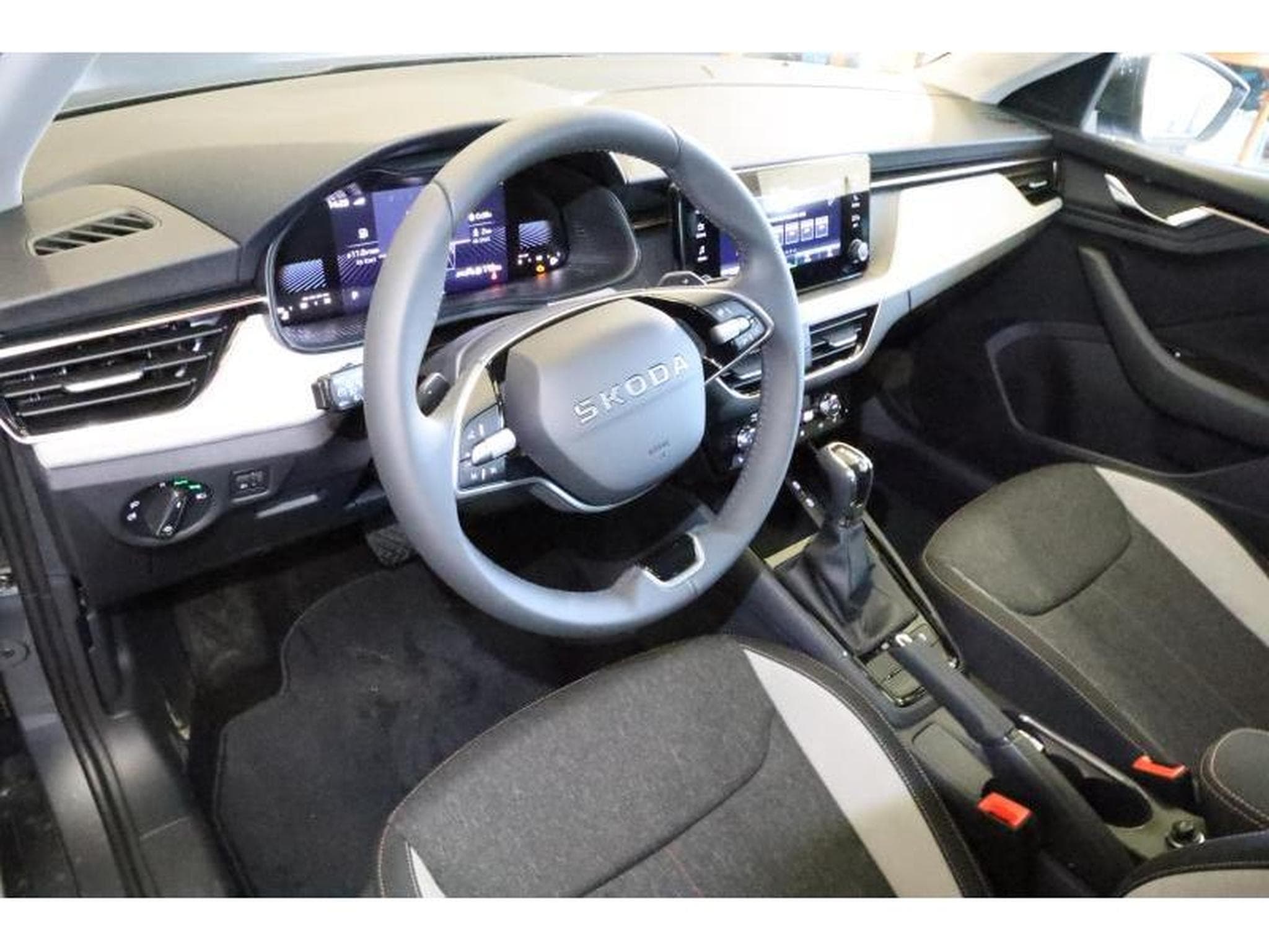 Skoda Scala Selection (2025) - Photo 19