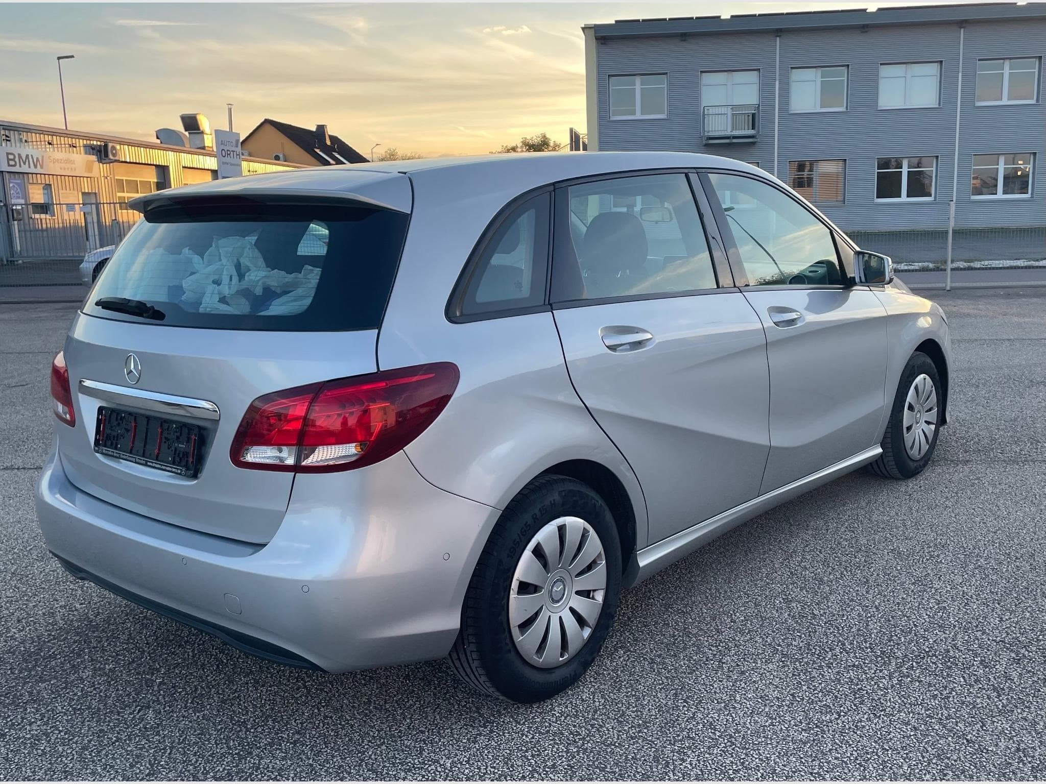 Mercedes B 180 B180 1.6/NAV/PDC/Top condition (2015) - Foto 7