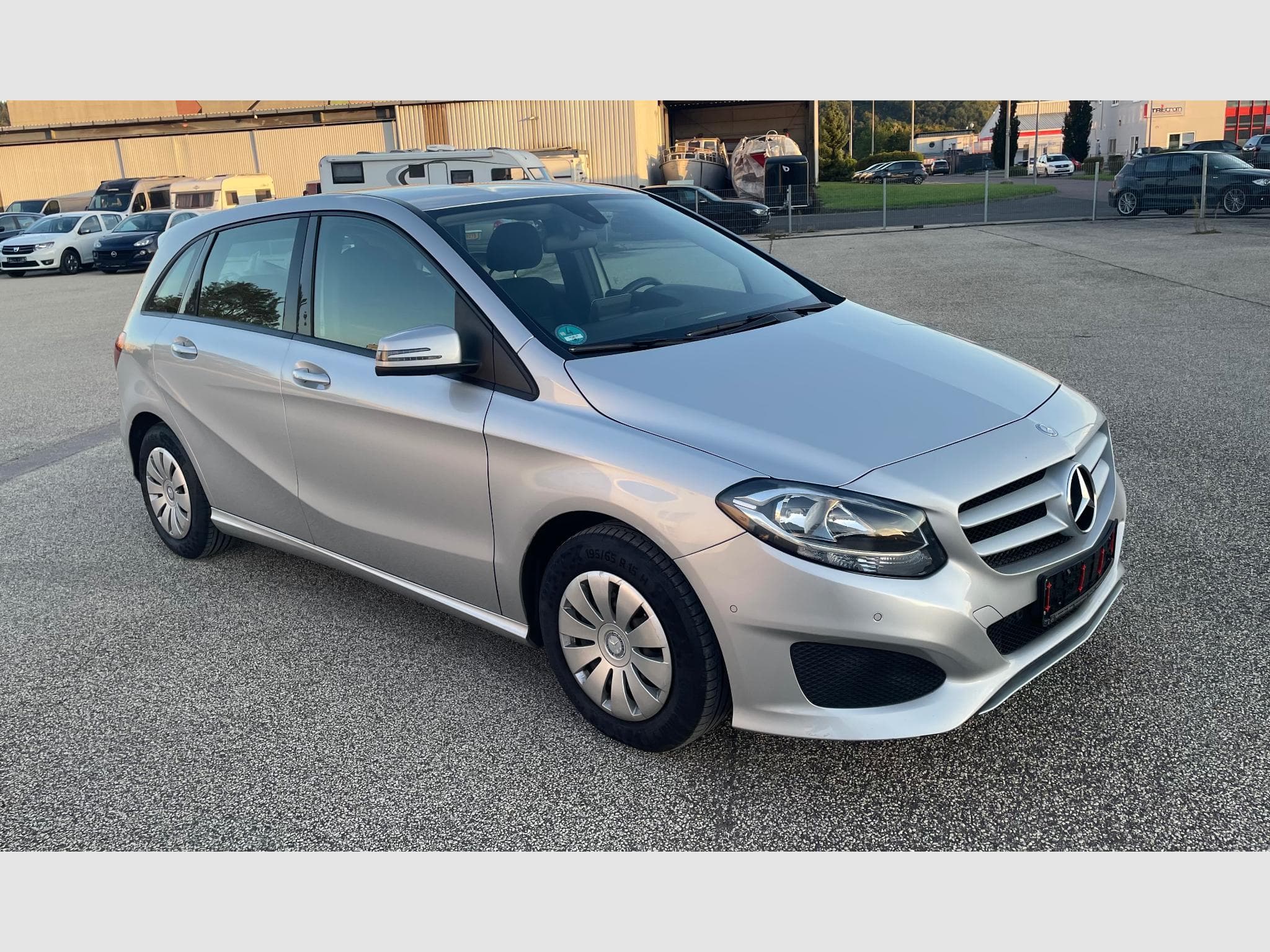 Mercedes B 180 B180 1.6/NAV/PDC/Top condition (2015) - Foto 4
