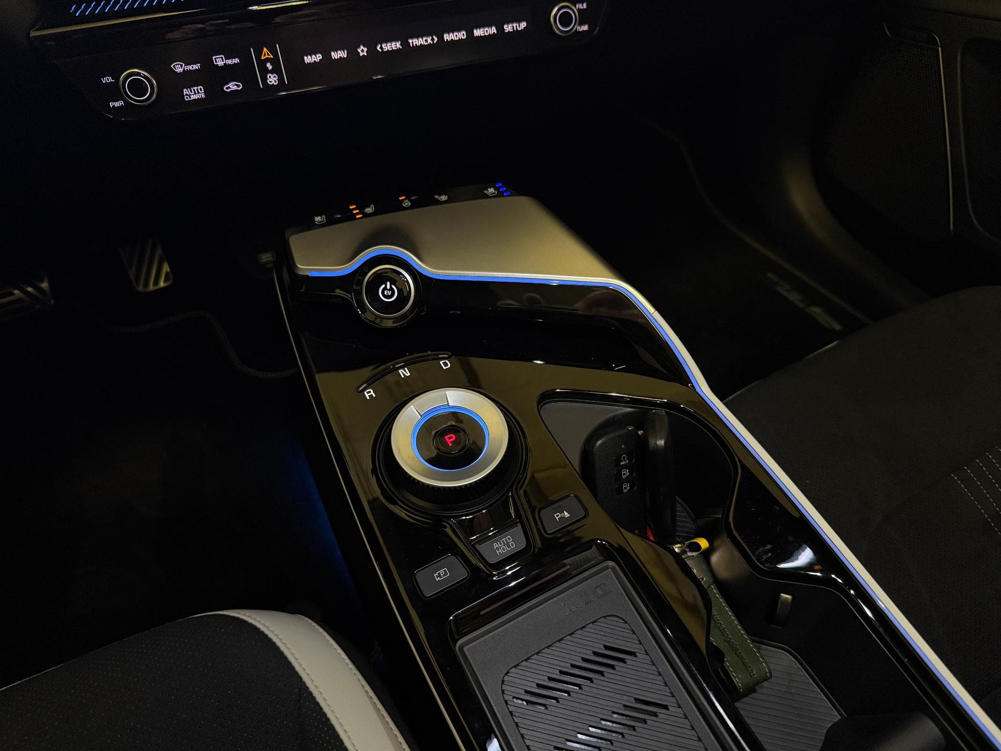 Kia EV6 GT Line 77,4 kWh AWD (2024) - Photo 8