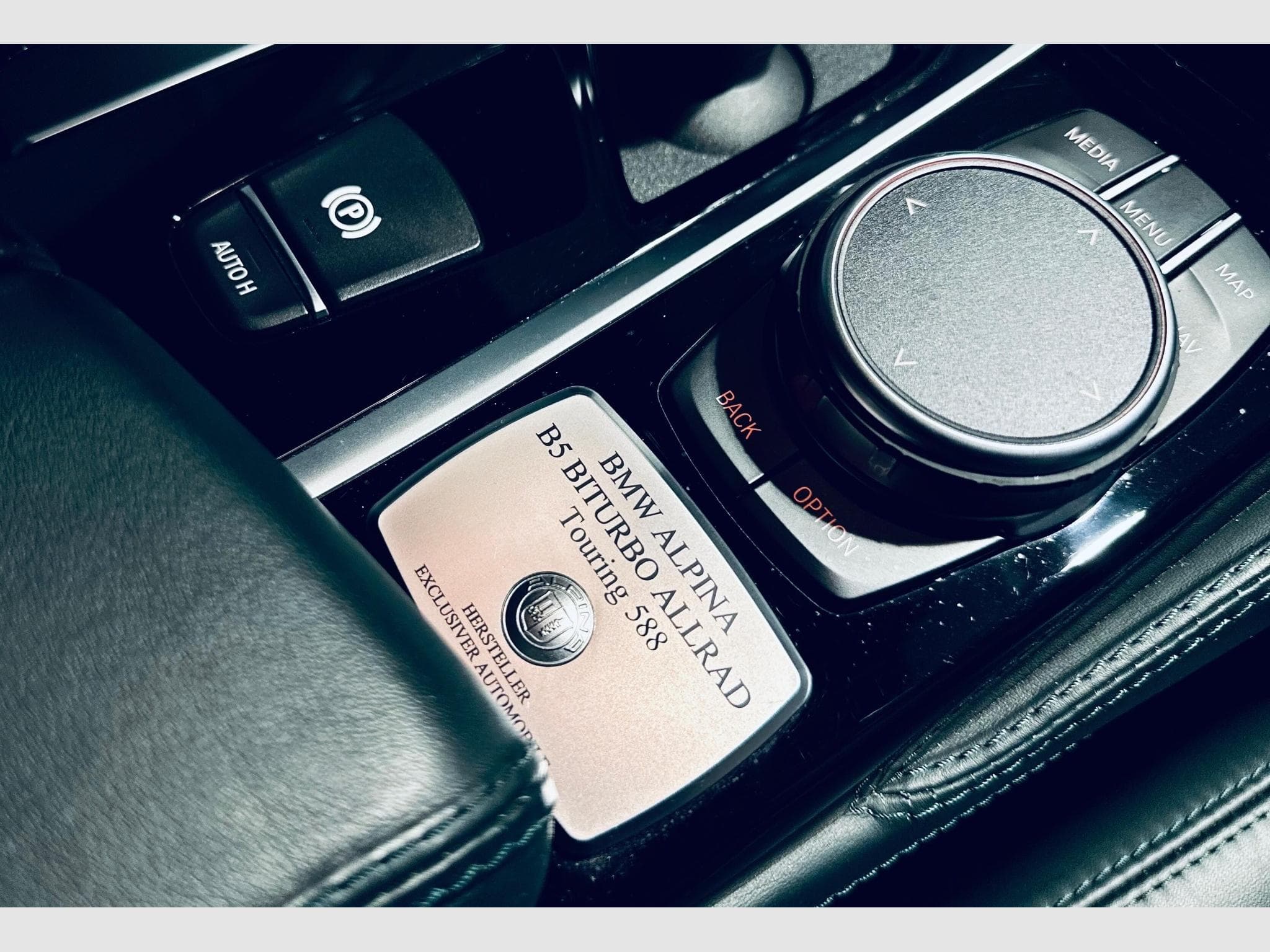 Alpina B5 B5 BITURBO TOURING XDRIVE STEPTRONIC (2020) - Photo 7