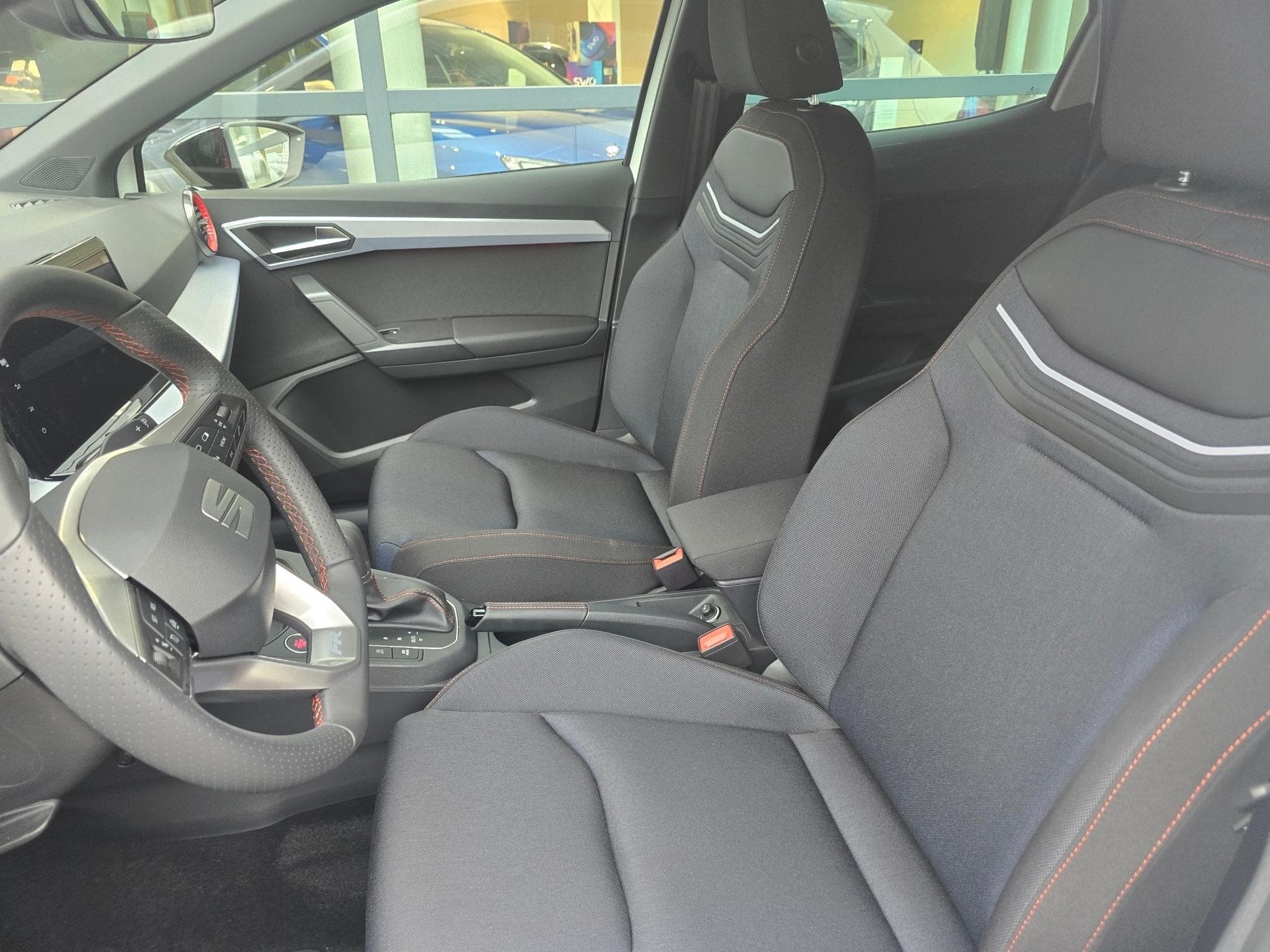 Seat Ibiza FR 1.0 TSI 115cv DSG7 (2025) - Photo 7