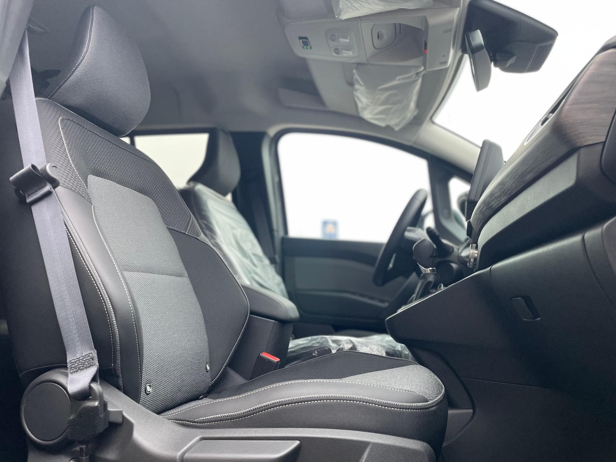 Renault Kangoo 1.3 TCE 131 Auto (2026) - Foto 4