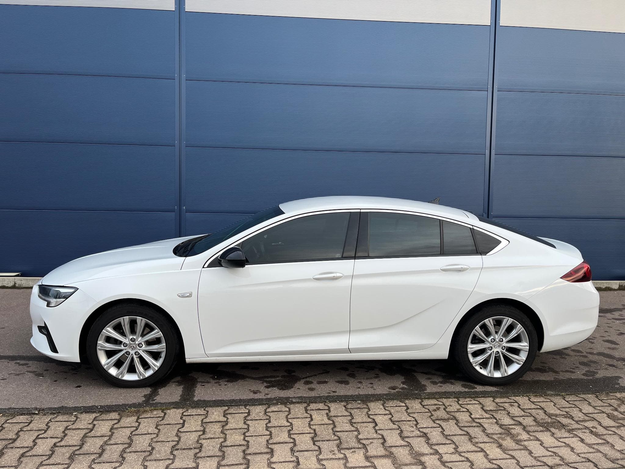 Opel Insignia 1.5D GrandSport (2020) - Photo 4