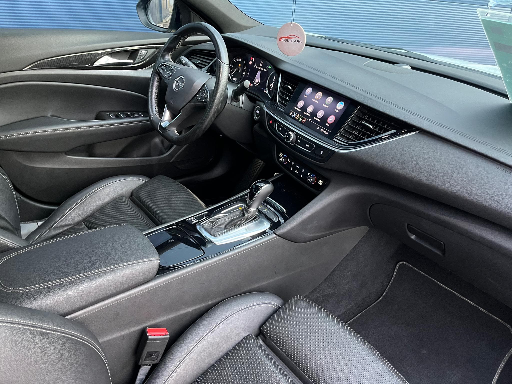 Opel Insignia 1.5D GrandSport (2020) - Photo 12