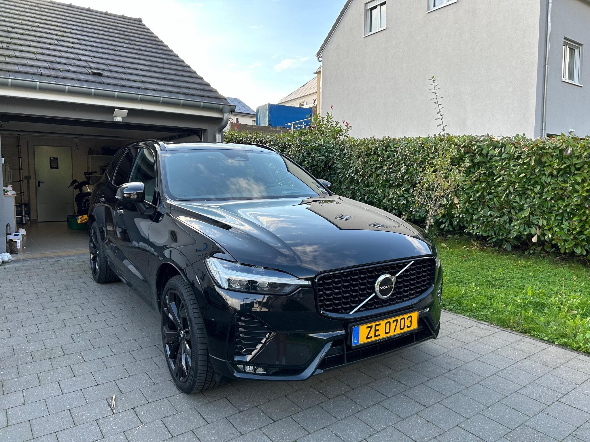 Volvo XC60 Black Edition (2022) - Foto 1