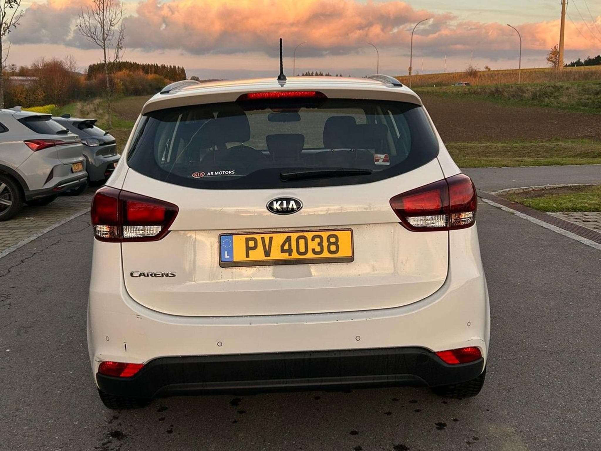 Kia Carens 1.6 GDI (2018) - Foto 3