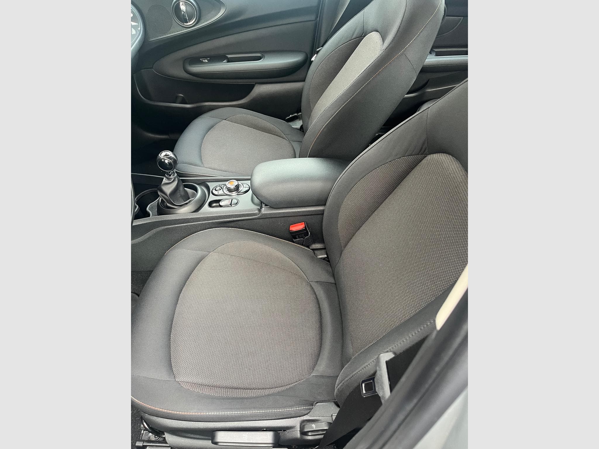 Mini Clubman One 1.5 d (2020) - Foto 11