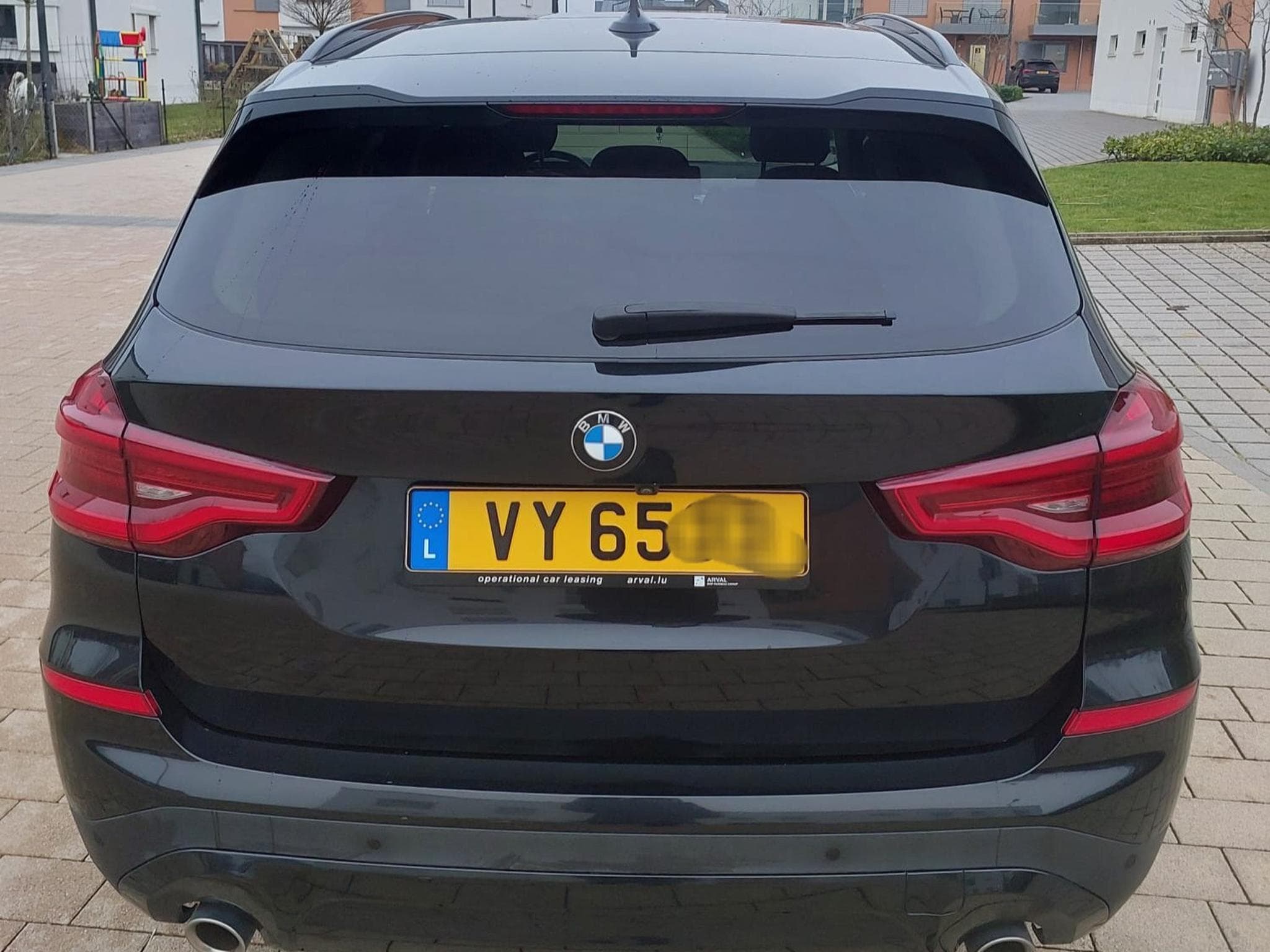 BMW X3 X-drive (2021) - Photo 2