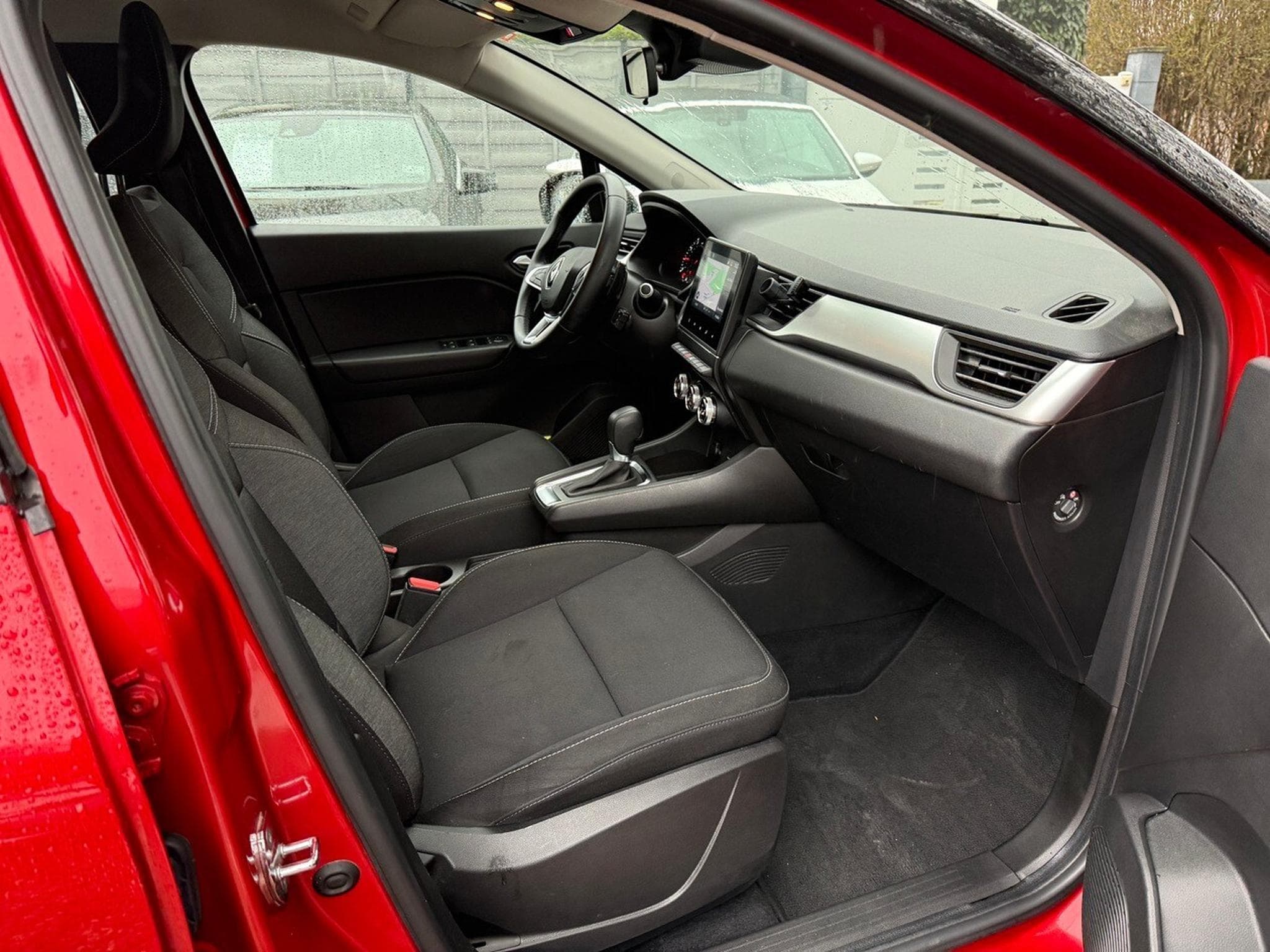 Renault Captur 1.3 TCE Mild Hybride 140 cv (2021) - Foto 7