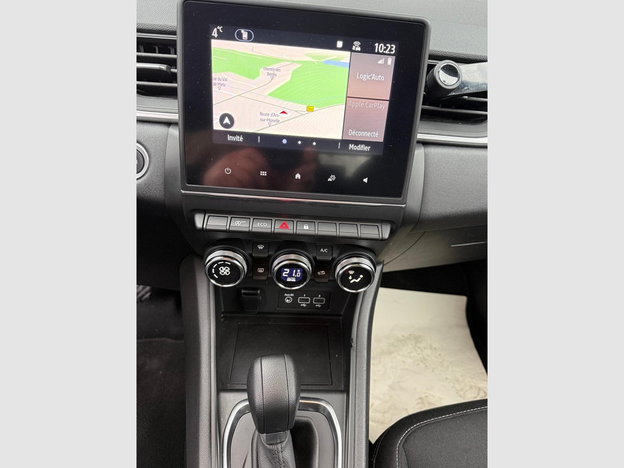 Renault Captur 1.3 TCE Mild Hybride 140 cv (2021) - Foto 9