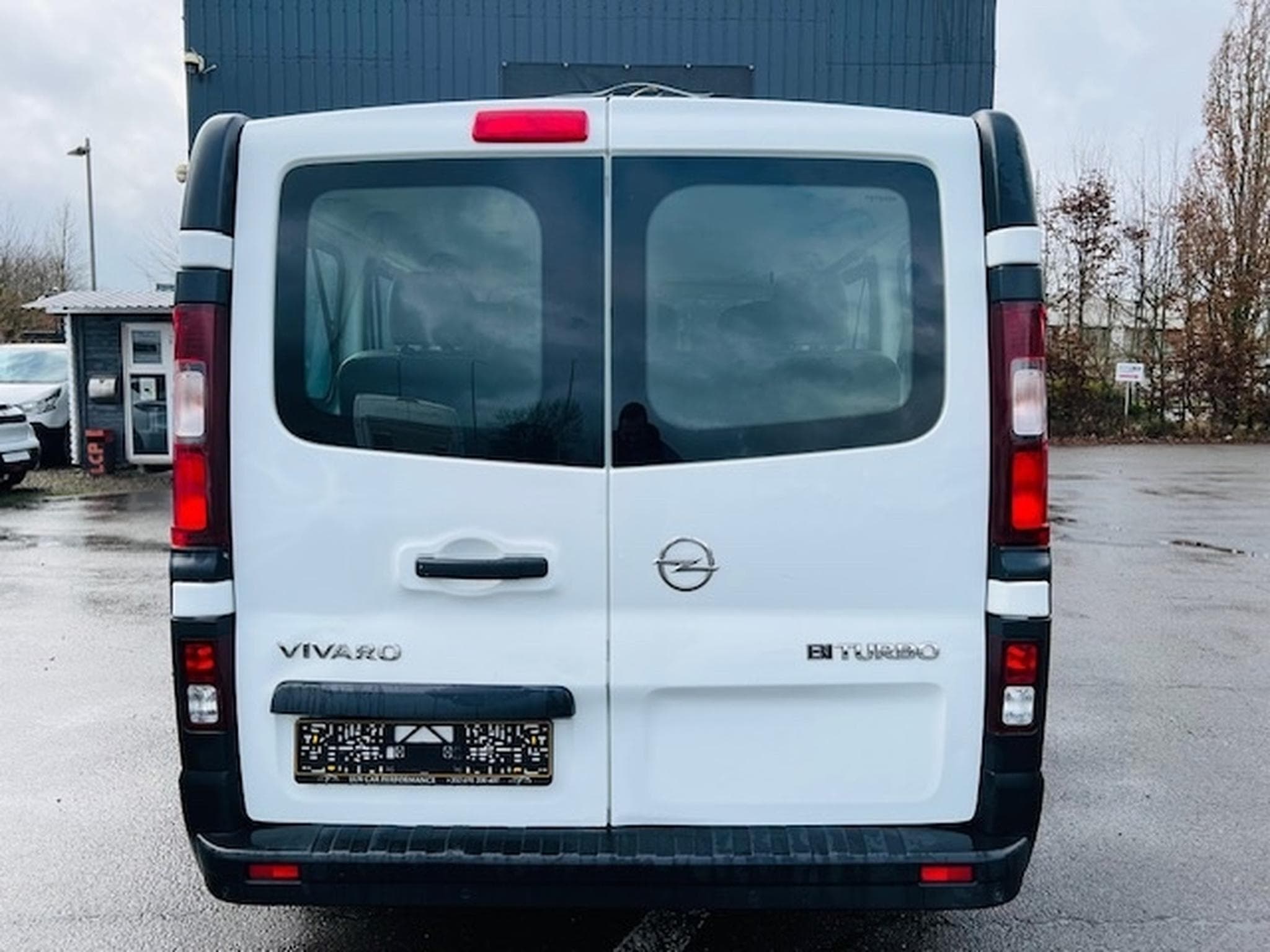 Opel Vivaro 1,6 DCI BITURBO 125 CV 9 places (2018) - Photo 6