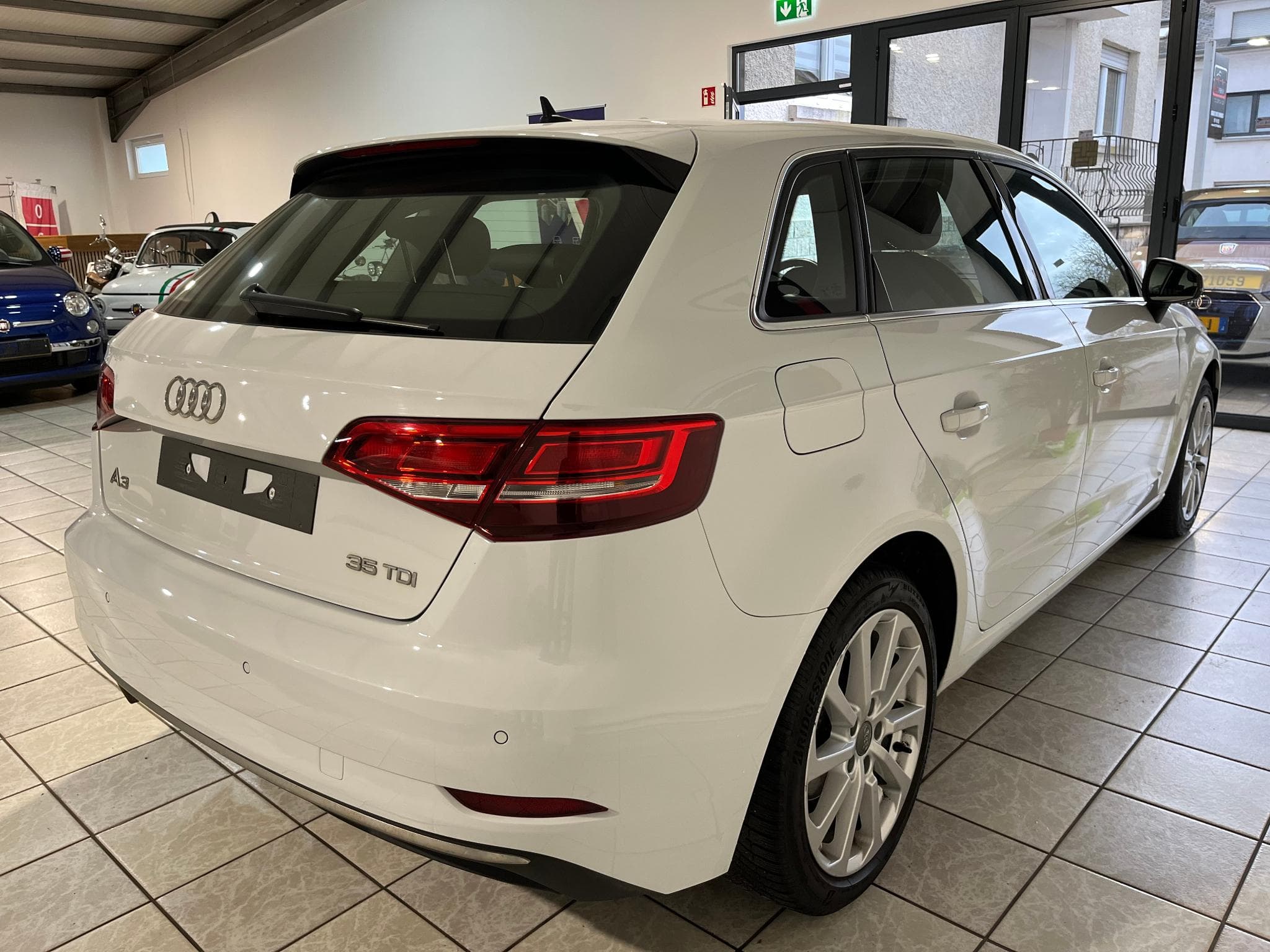 Audi A3 SPORTBACK 35 TDi Design S tronic (2019) - Photo 5