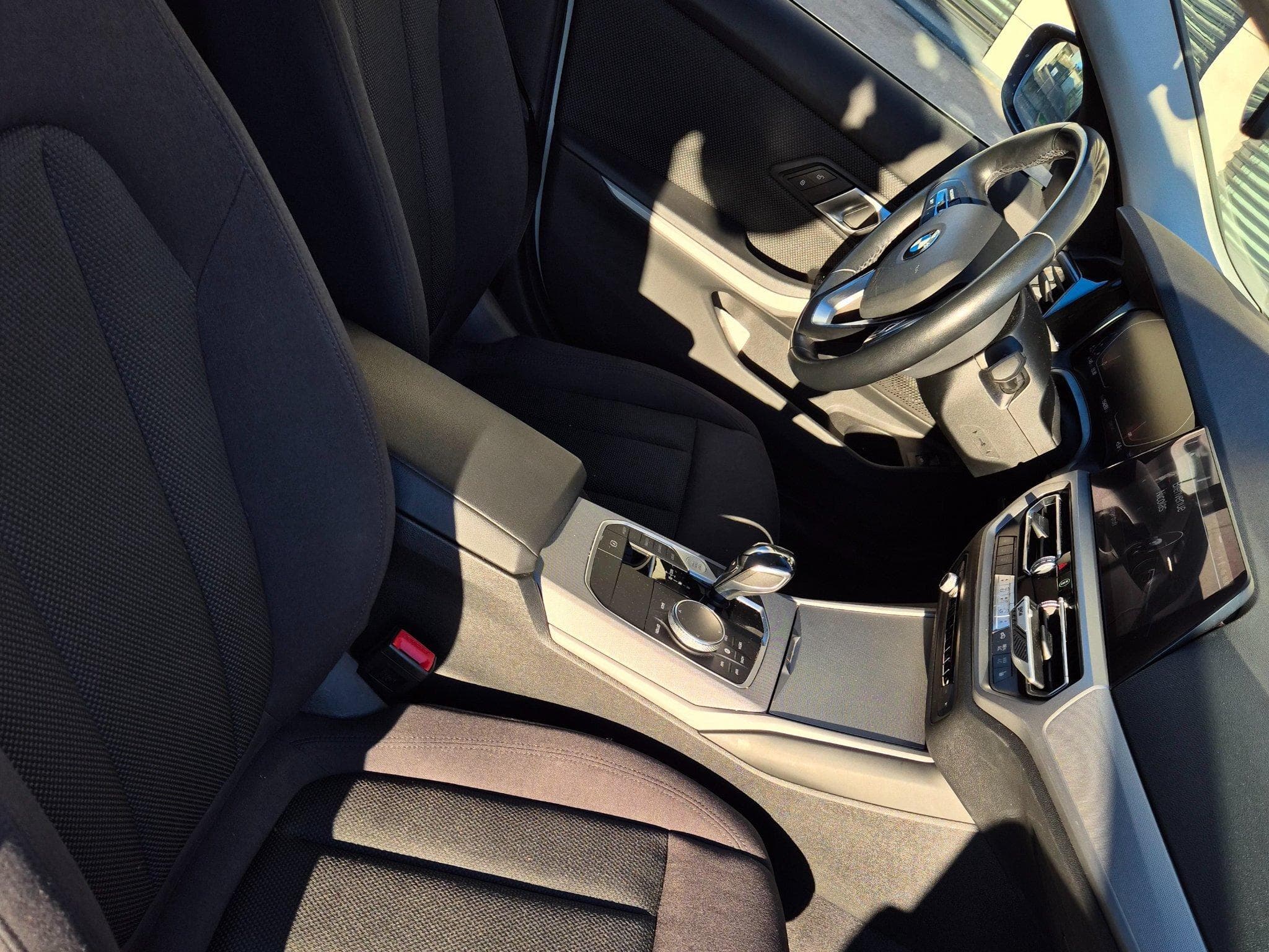 BMW 318 (2020) - Foto 7