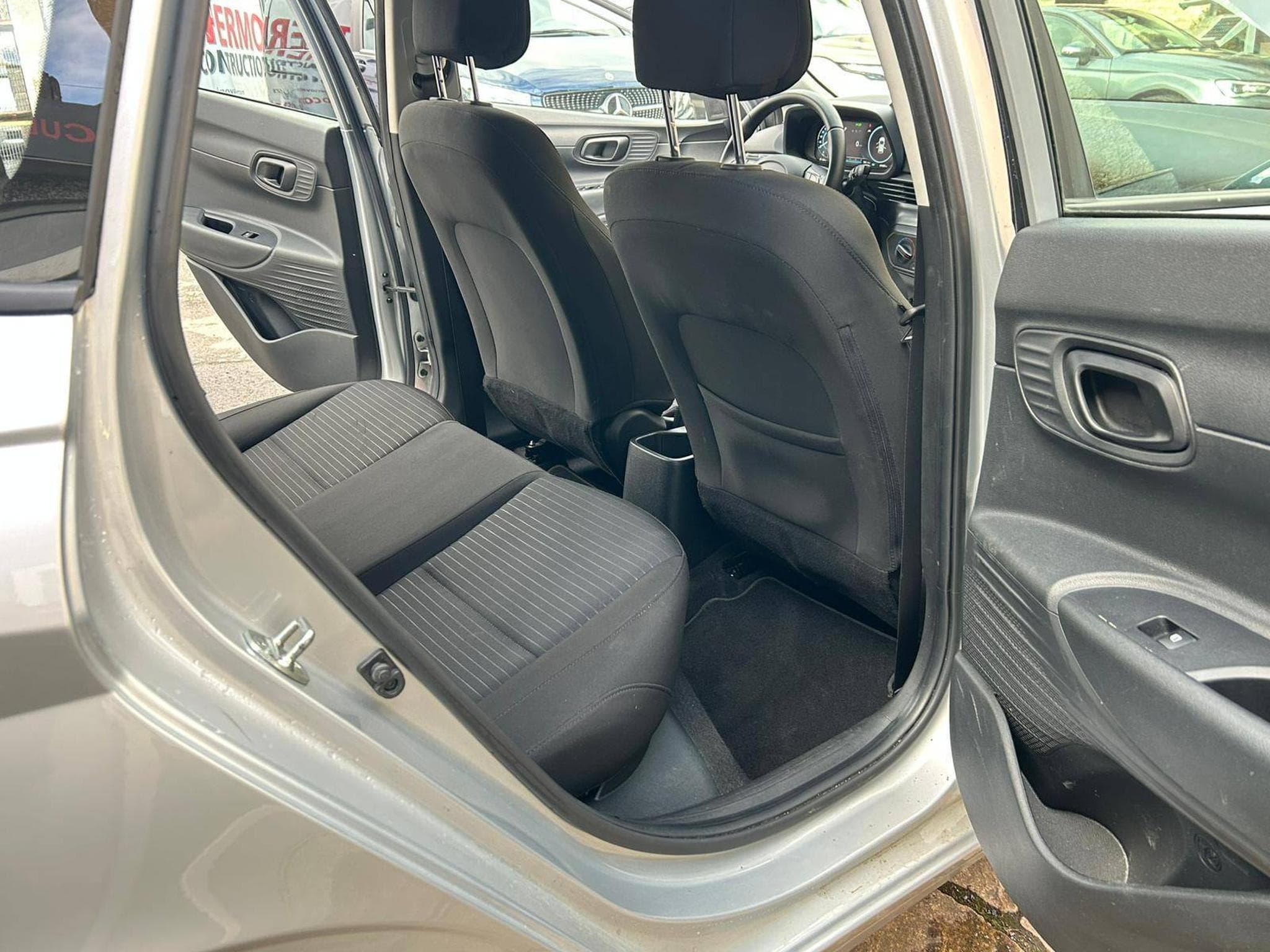 Hyundai i20 1.0 AUTOMATIQUE (2022) - Foto 12