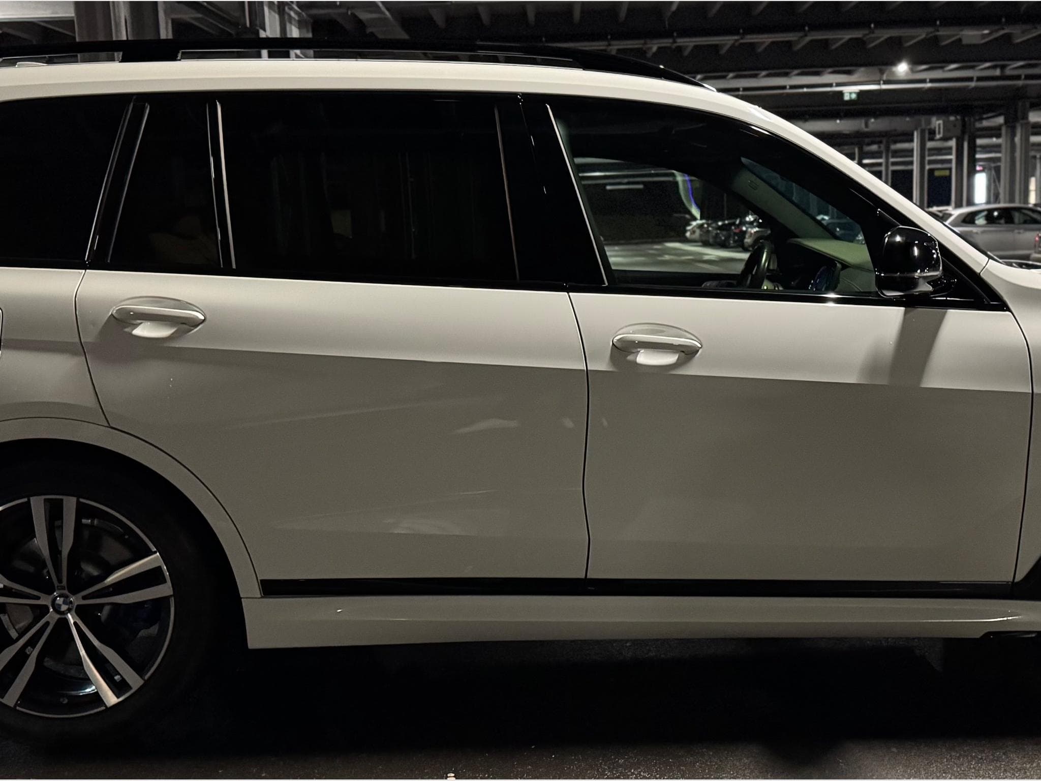 BMW X7 xDrive40d M Sport (2022) - Photo 2