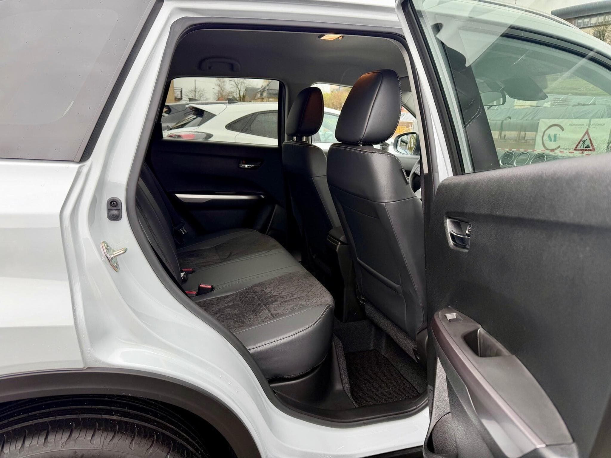 Suzuki Vitara 1.5 GLX 4WD Aut. (2025) - Photo 10