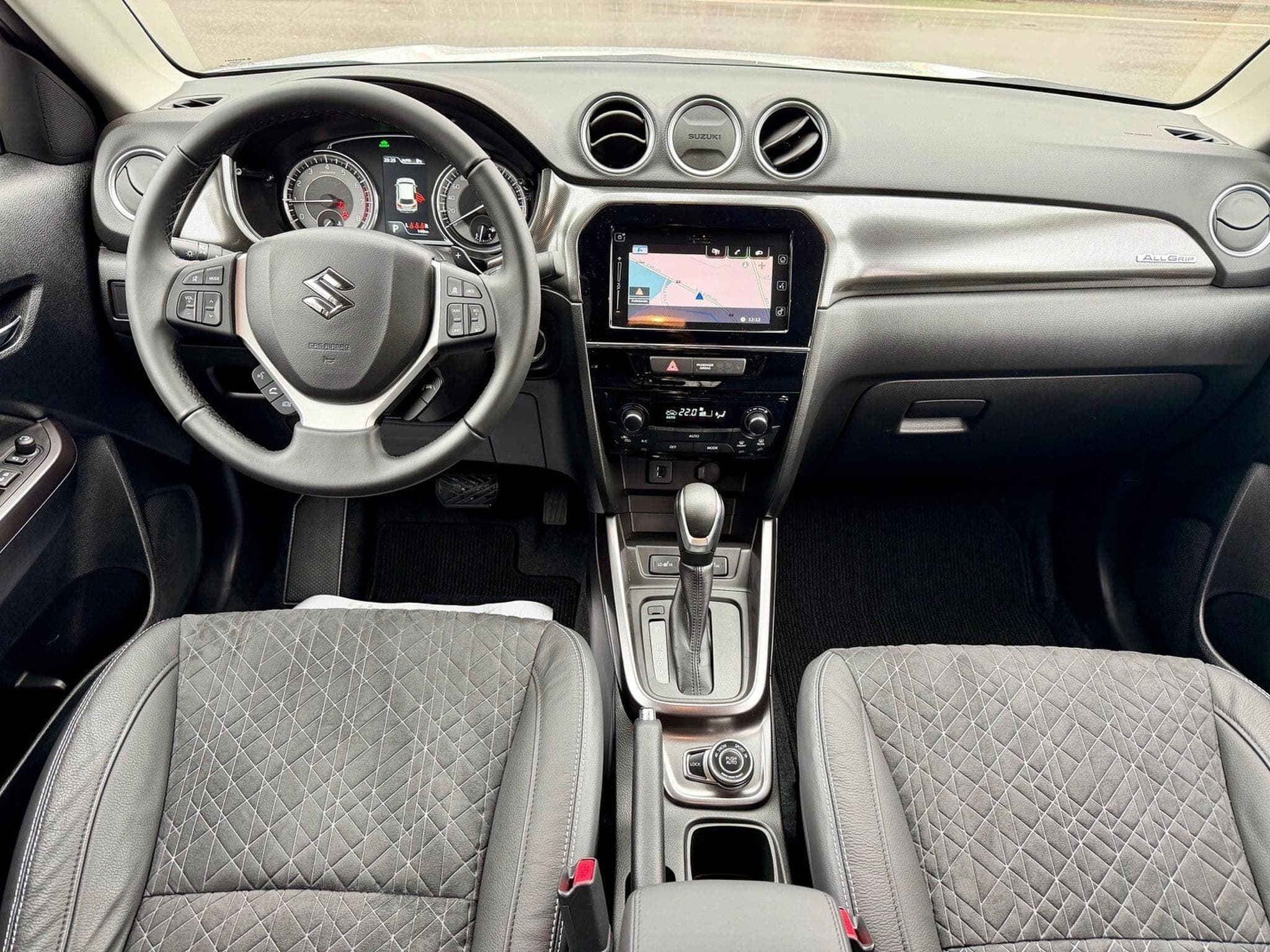 Suzuki Vitara 1.5 GLX 4WD Aut. (2025) - Photo 8