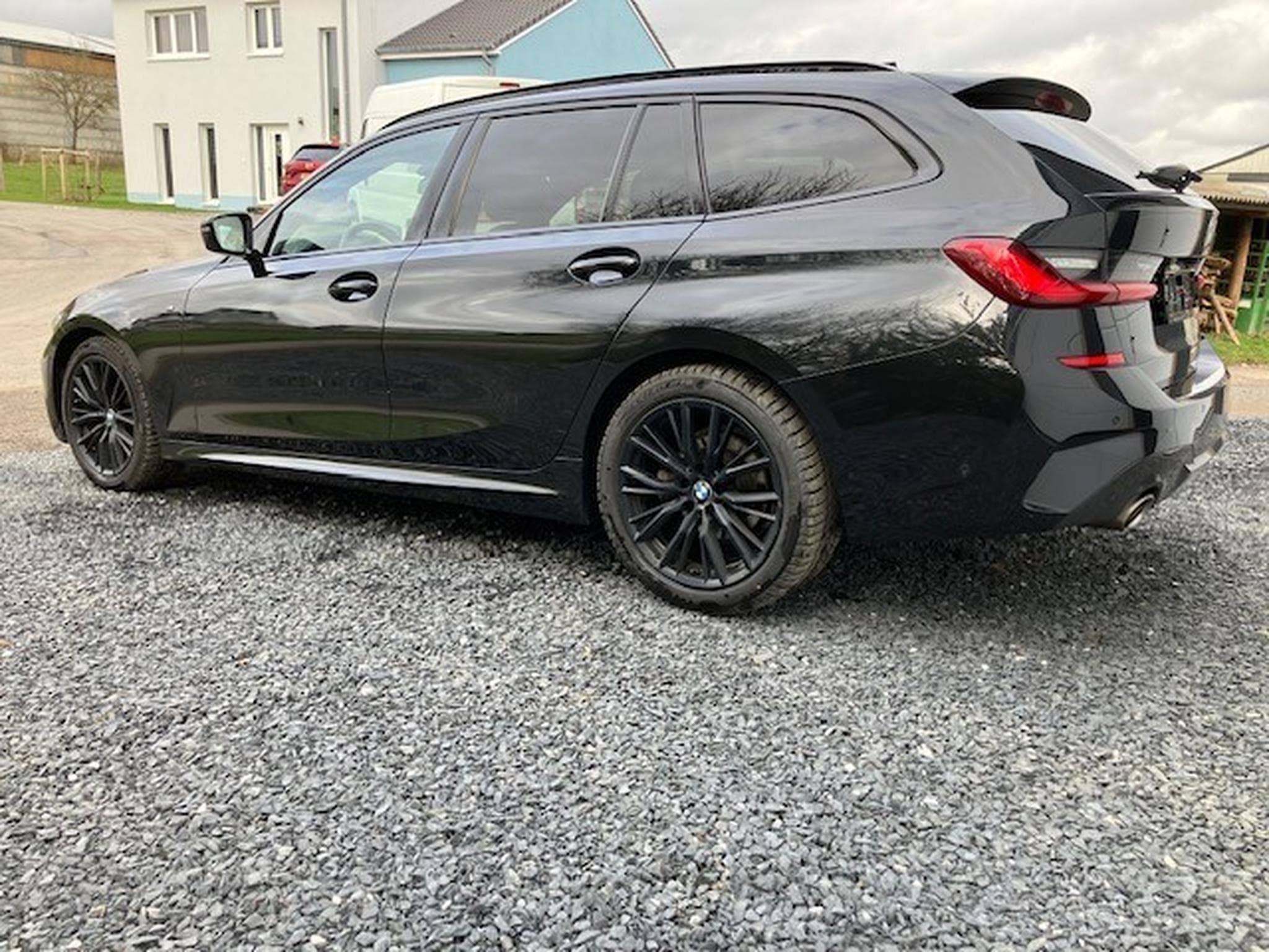 BMW 320 touring X drive (2020) - Foto 6